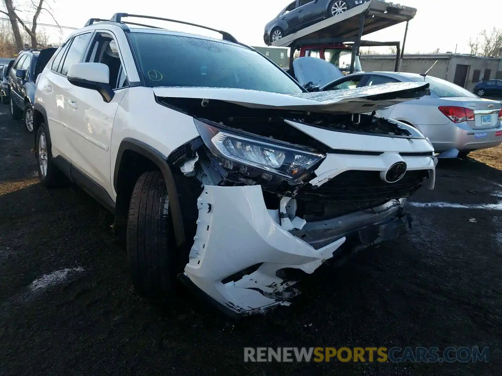 1 Photograph of a damaged car JTMP1RFVXKD040908 TOYOTA RAV4 2019