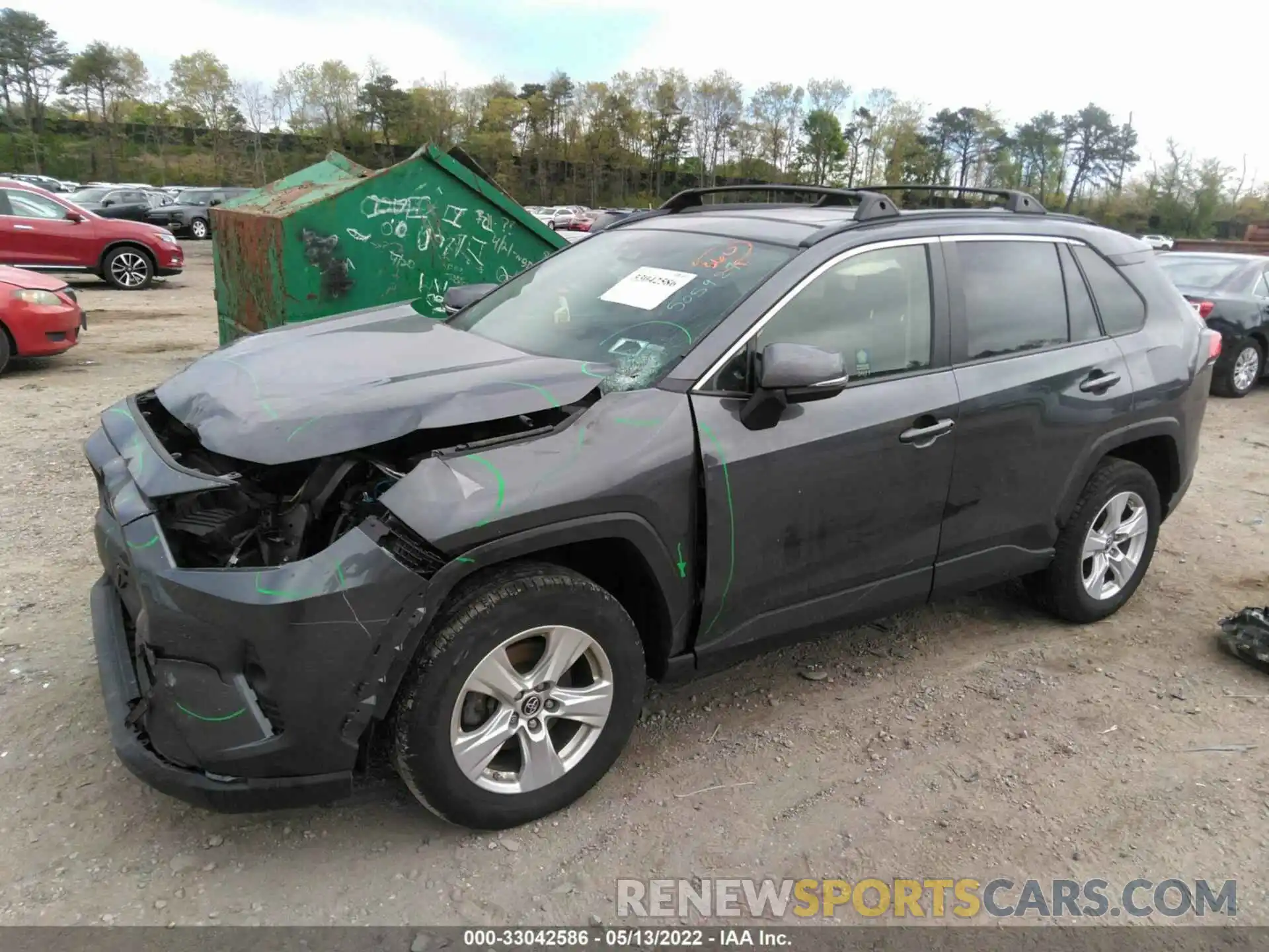 2 Photograph of a damaged car JTMP1RFVXKD505929 TOYOTA RAV4 2019