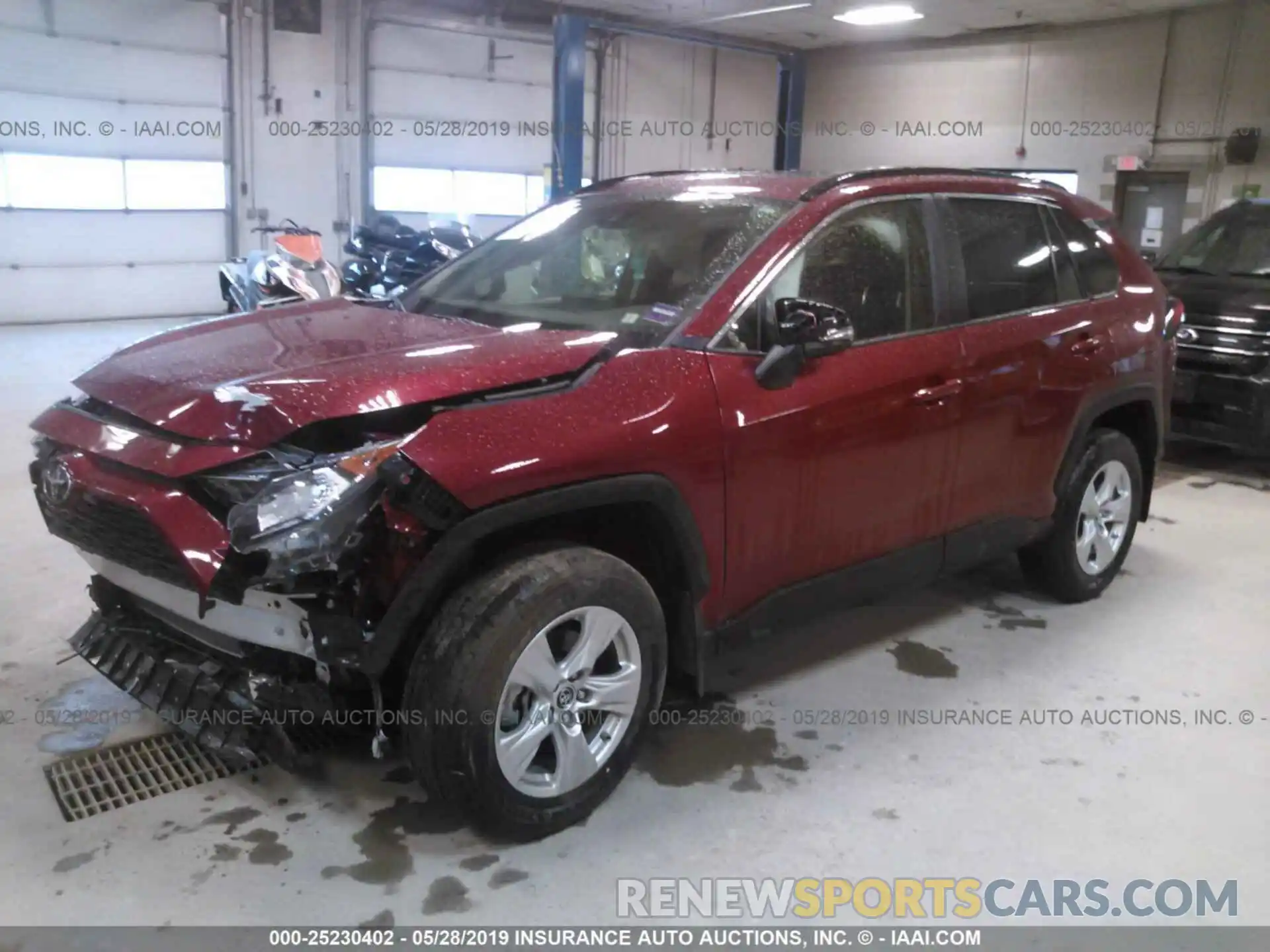 2 Photograph of a damaged car JTMP1RFVXKD515716 TOYOTA RAV4 2019