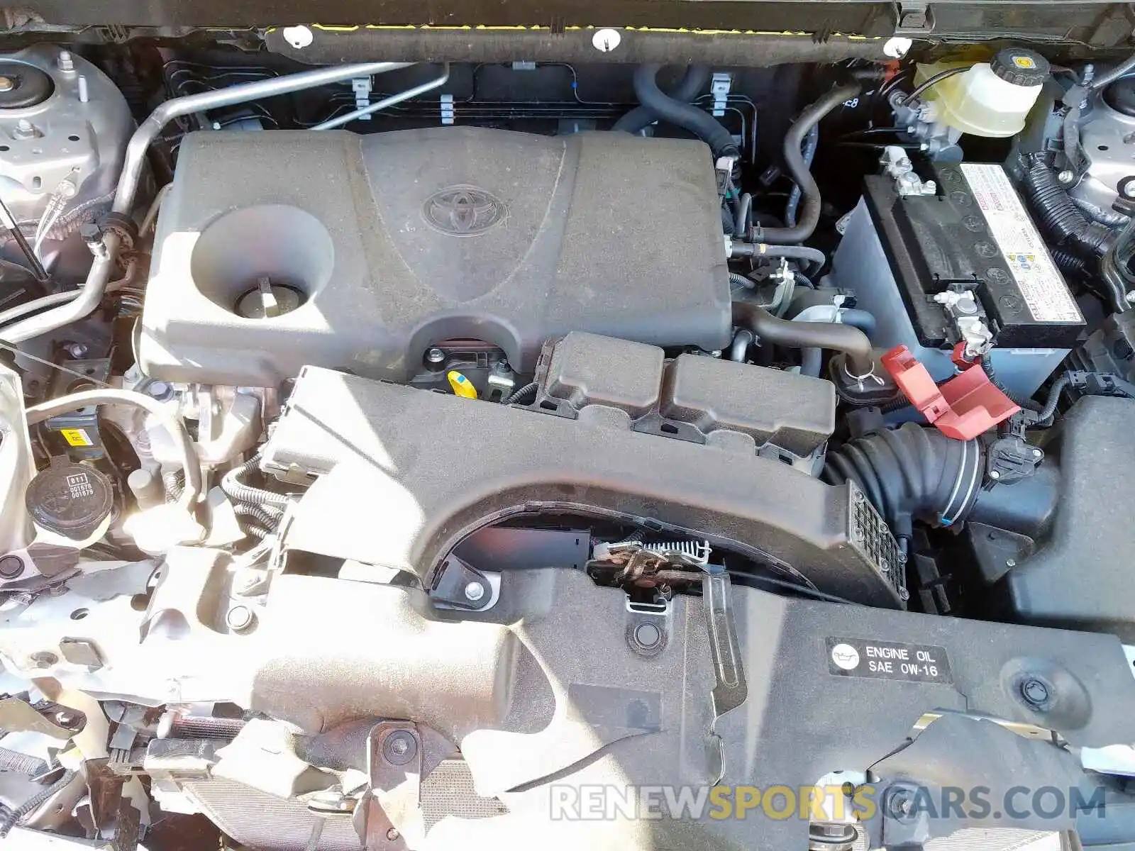 7 Photograph of a damaged car JTMP1RFVXKJ002760 TOYOTA RAV4 2019