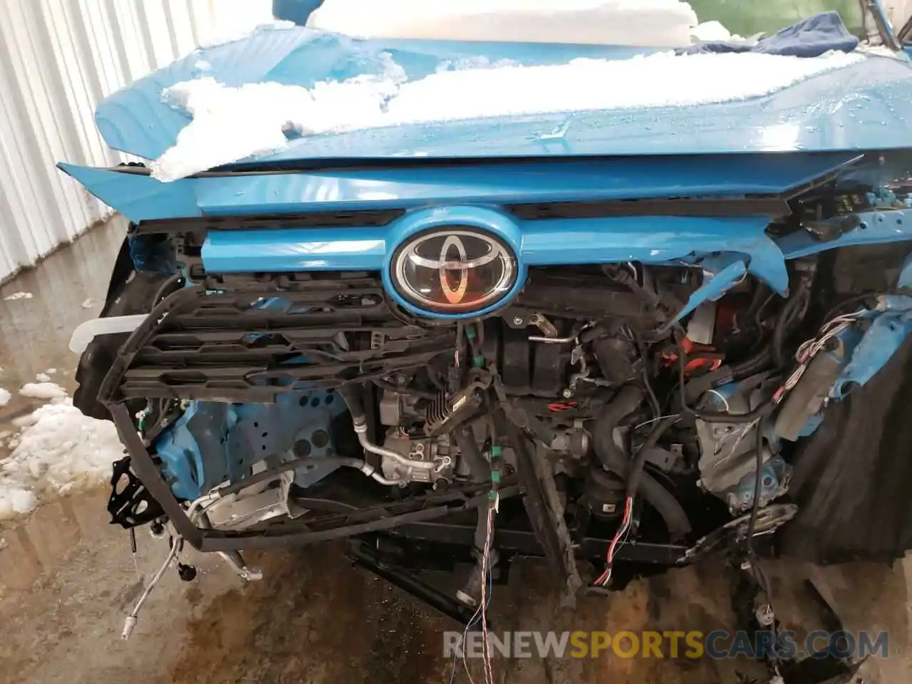 7 Photograph of a damaged car JTMP1RFVXKJ008865 TOYOTA RAV4 2019