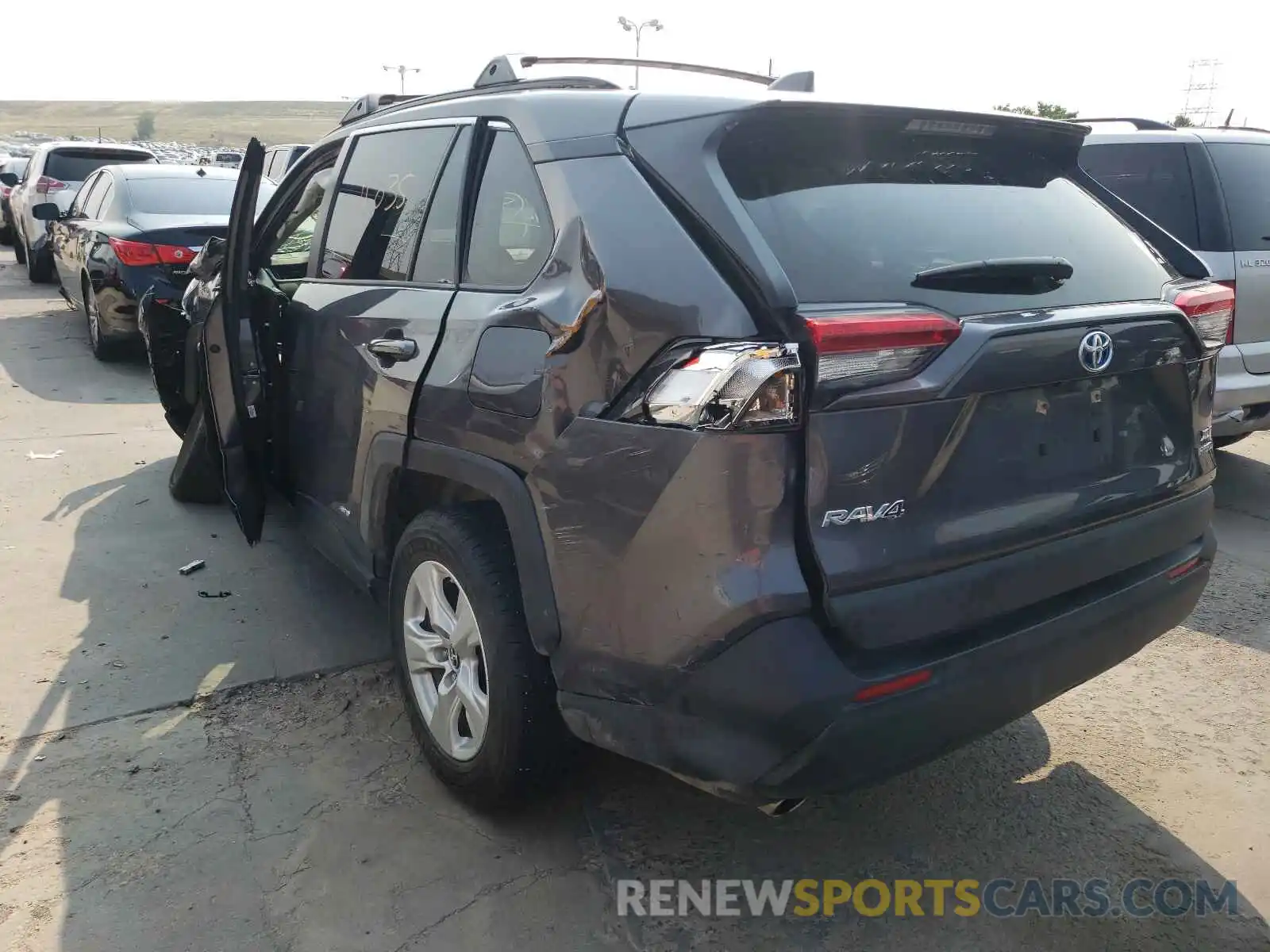 3 Photograph of a damaged car JTMRWRFV0KD009421 TOYOTA RAV4 2019