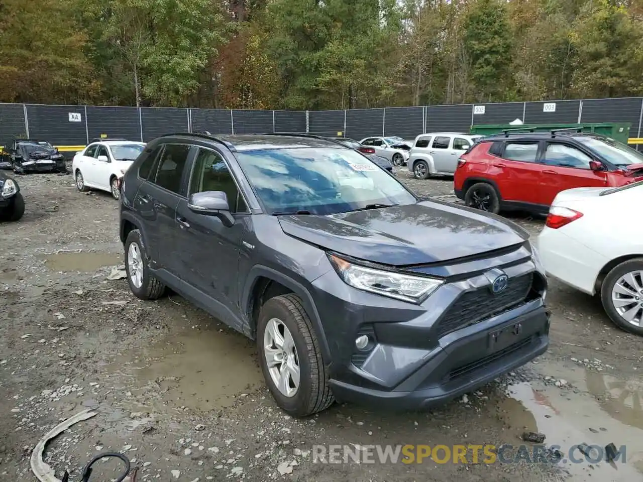 1 Photograph of a damaged car JTMRWRFV0KD010276 TOYOTA RAV4 2019