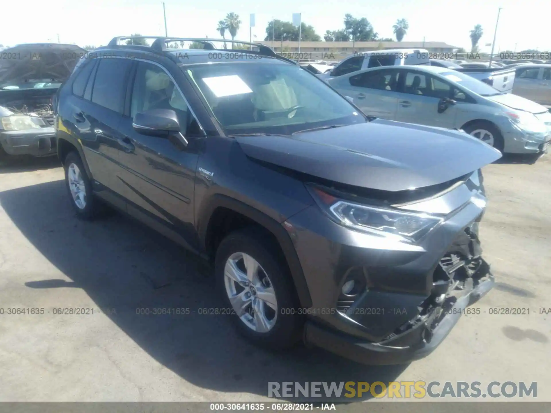 1 Photograph of a damaged car JTMRWRFV1KD008150 TOYOTA RAV4 2019