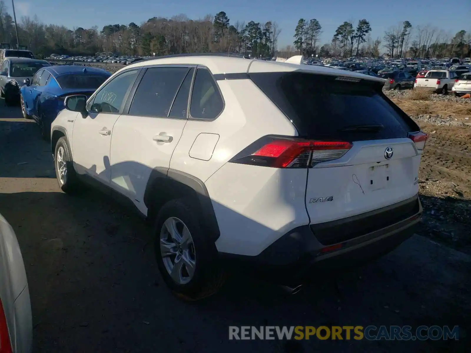 3 Photograph of a damaged car JTMRWRFV1KD020945 TOYOTA RAV4 2019