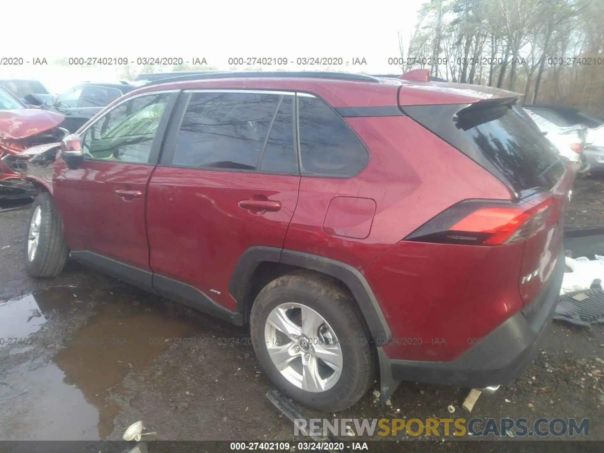 3 Photograph of a damaged car JTMRWRFV1KD025871 TOYOTA RAV4 2019