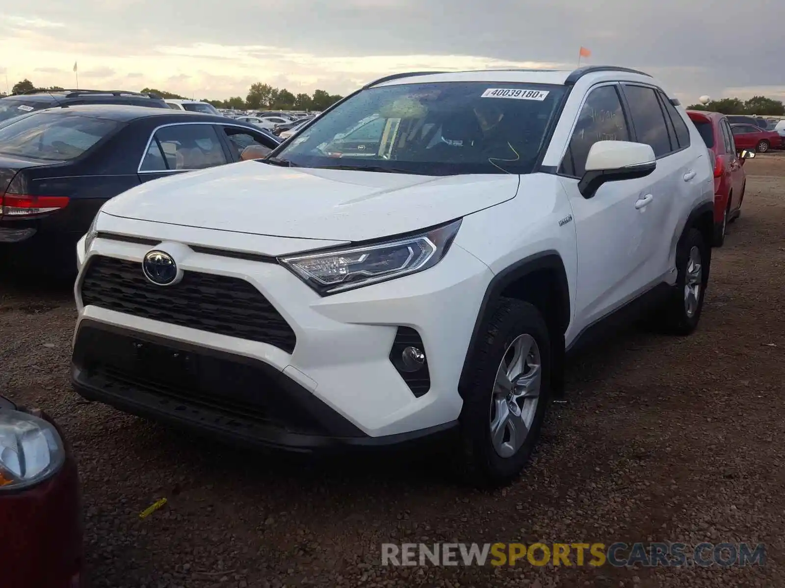 2 Photograph of a damaged car JTMRWRFV2KD009274 TOYOTA RAV4 2019