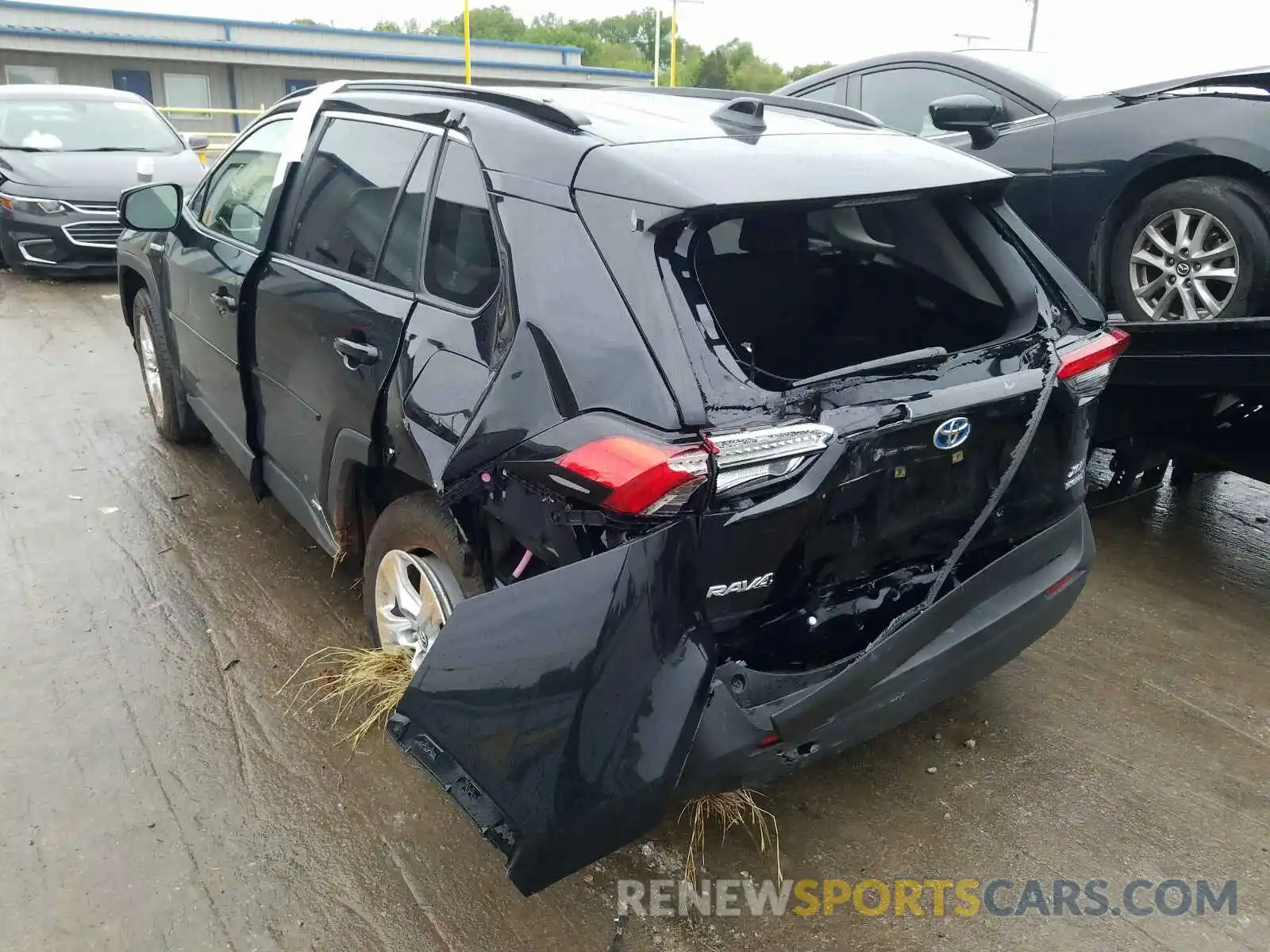 3 Фотография поврежденного автомобиля JTMRWRFV3KD005704 TOYOTA RAV4 2019