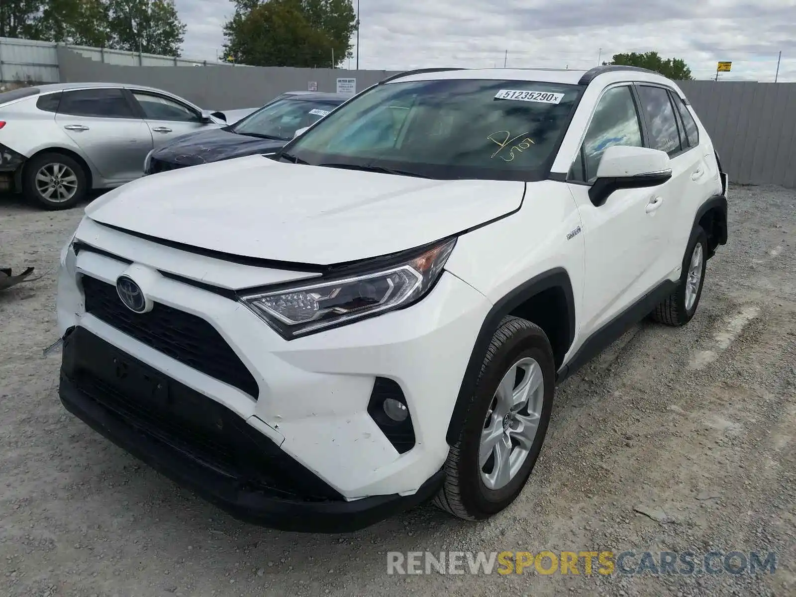 2 Photograph of a damaged car JTMRWRFV3KD006707 TOYOTA RAV4 2019