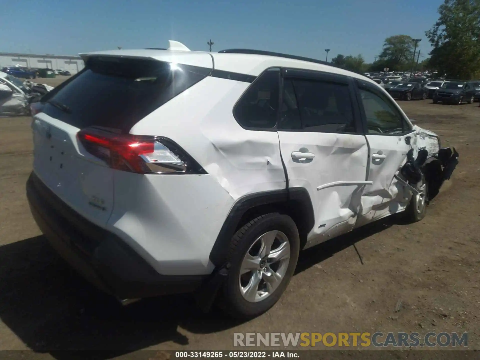 4 Photograph of a damaged car JTMRWRFV3KD010191 TOYOTA RAV4 2019