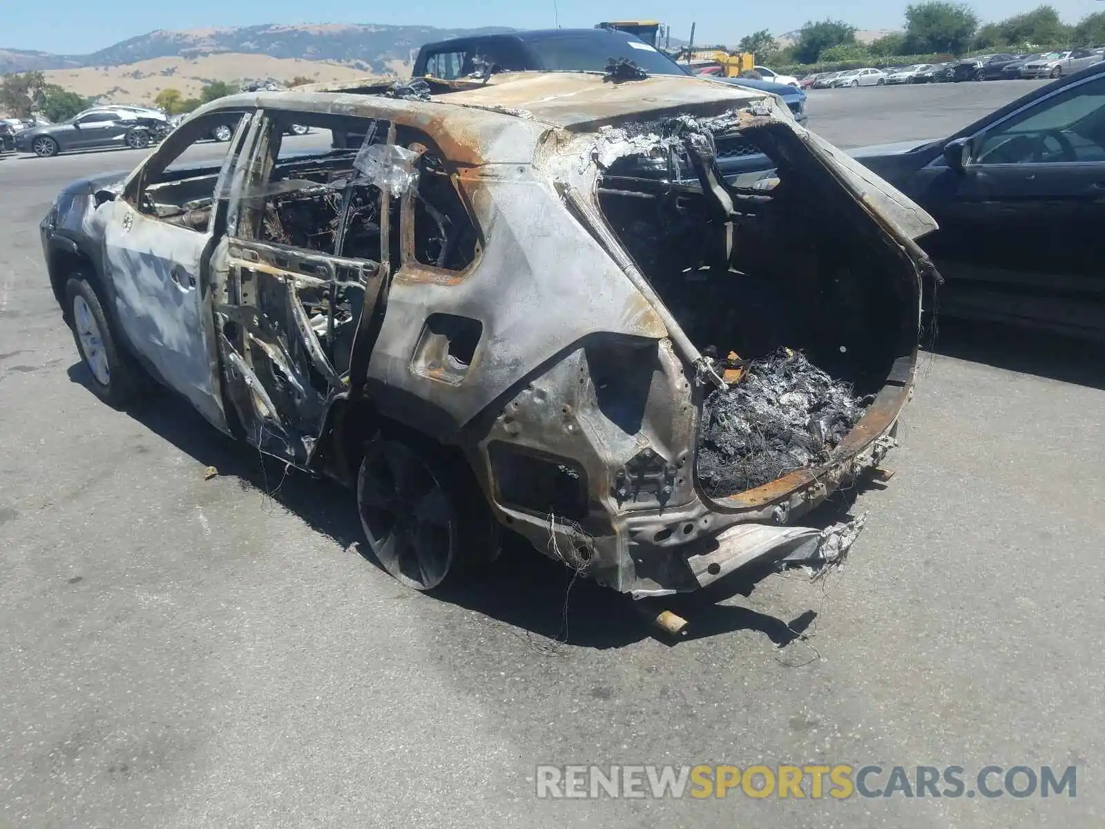 3 Photograph of a damaged car JTMRWRFV3KD012040 TOYOTA RAV4 2019