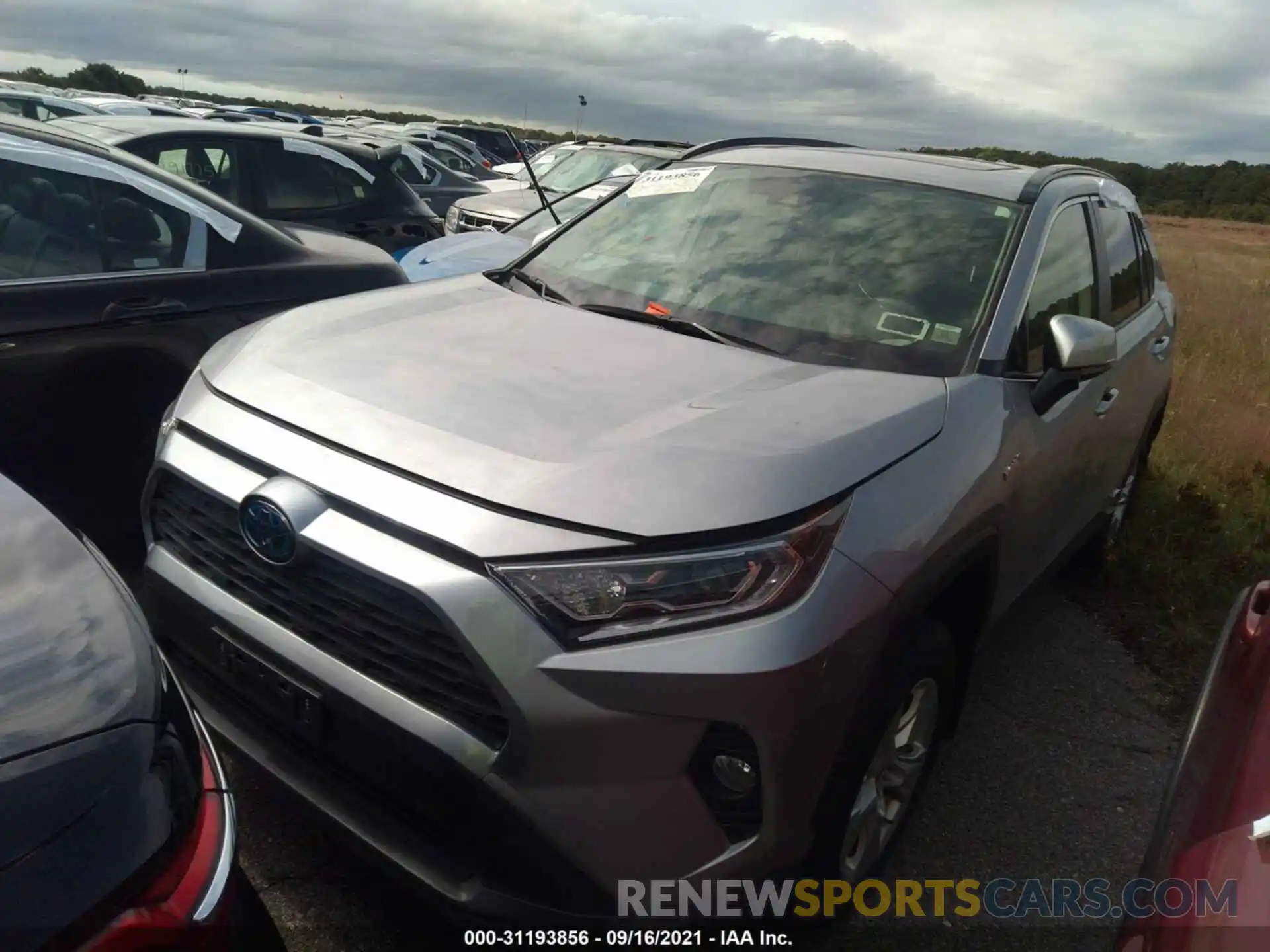 2 Photograph of a damaged car JTMRWRFV3KD029078 TOYOTA RAV4 2019