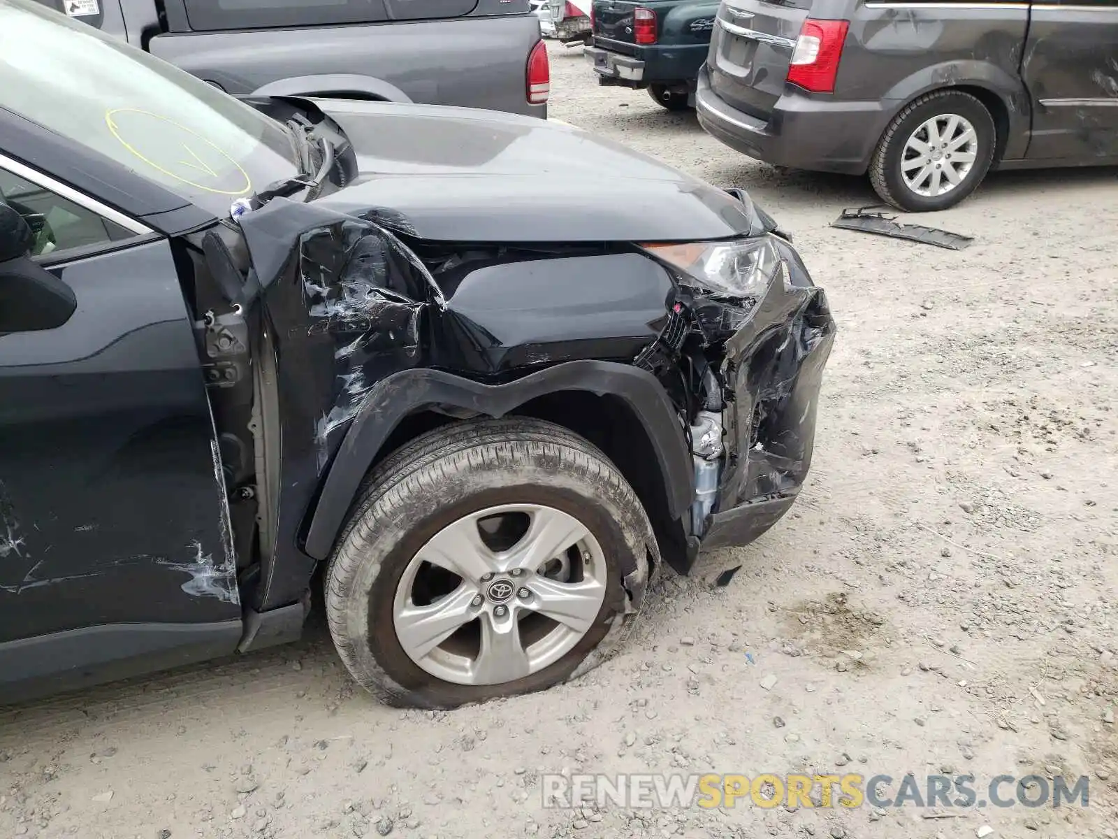 9 Фотография поврежденного автомобиля JTMRWRFV3KD519617 TOYOTA RAV4 2019