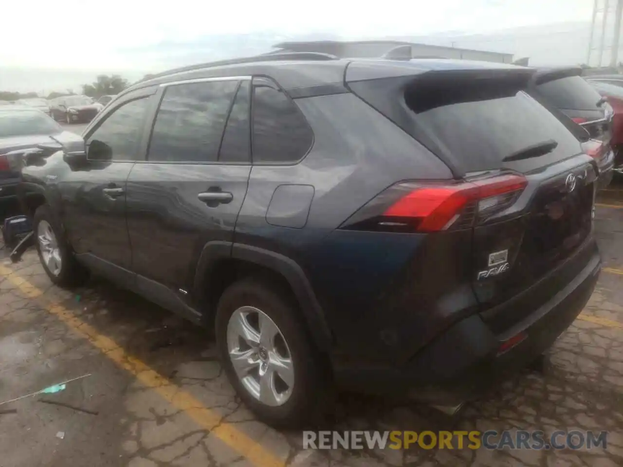 3 Photograph of a damaged car JTMRWRFV3KJ009981 TOYOTA RAV4 2019