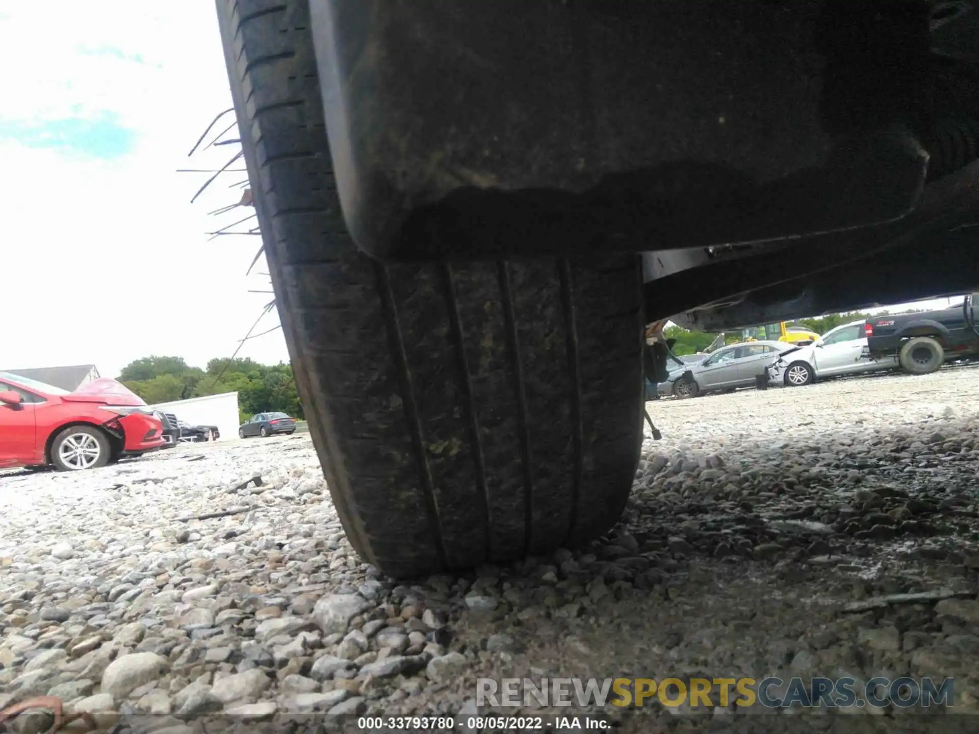 11 Photograph of a damaged car JTMRWRFV4KD010183 TOYOTA RAV4 2019