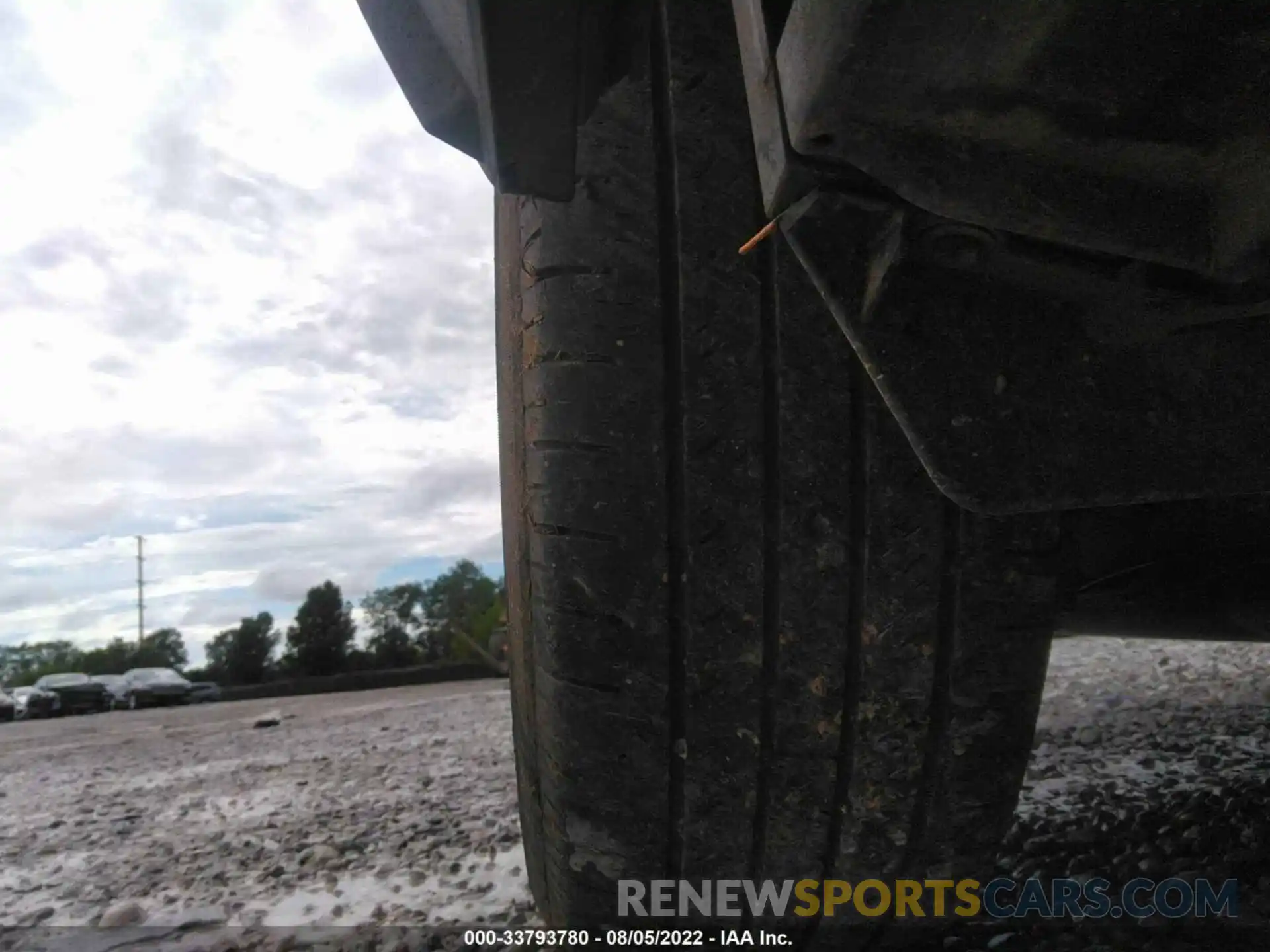 14 Photograph of a damaged car JTMRWRFV4KD010183 TOYOTA RAV4 2019