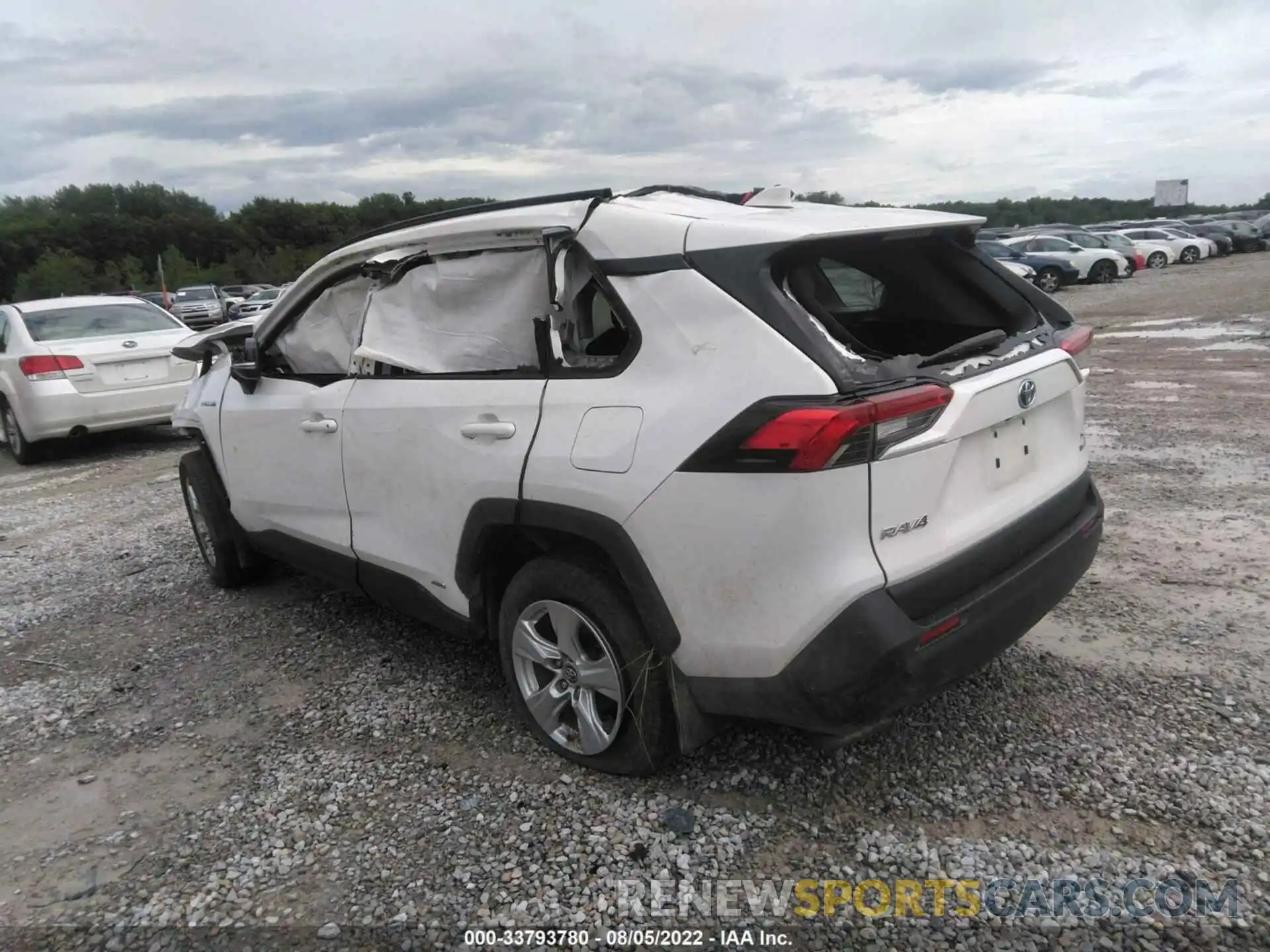 3 Photograph of a damaged car JTMRWRFV4KD010183 TOYOTA RAV4 2019