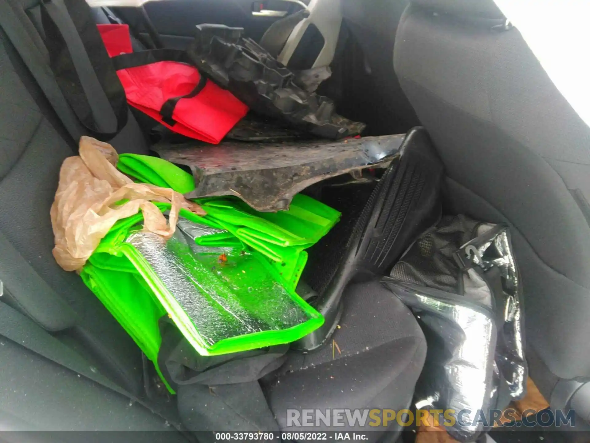 8 Photograph of a damaged car JTMRWRFV4KD010183 TOYOTA RAV4 2019