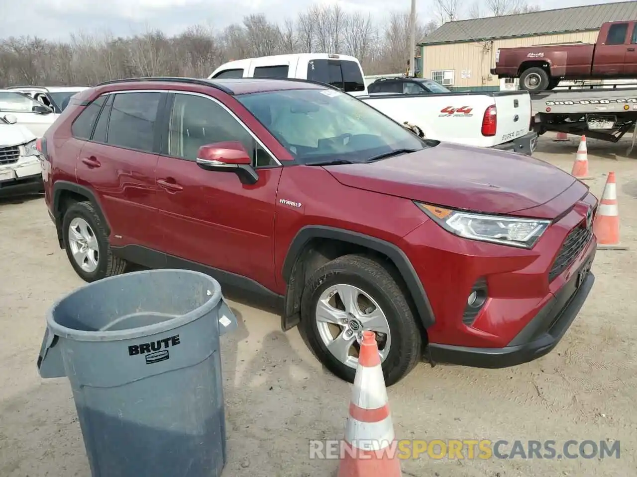 4 Photograph of a damaged car JTMRWRFV4KD018302 TOYOTA RAV4 2019