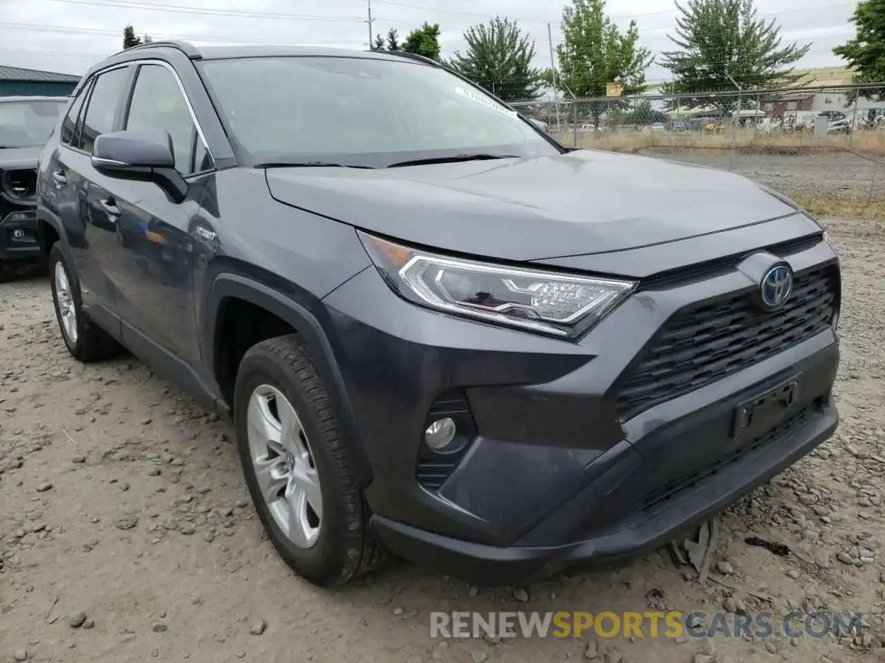 1 Photograph of a damaged car JTMRWRFV4KD022415 TOYOTA RAV4 2019