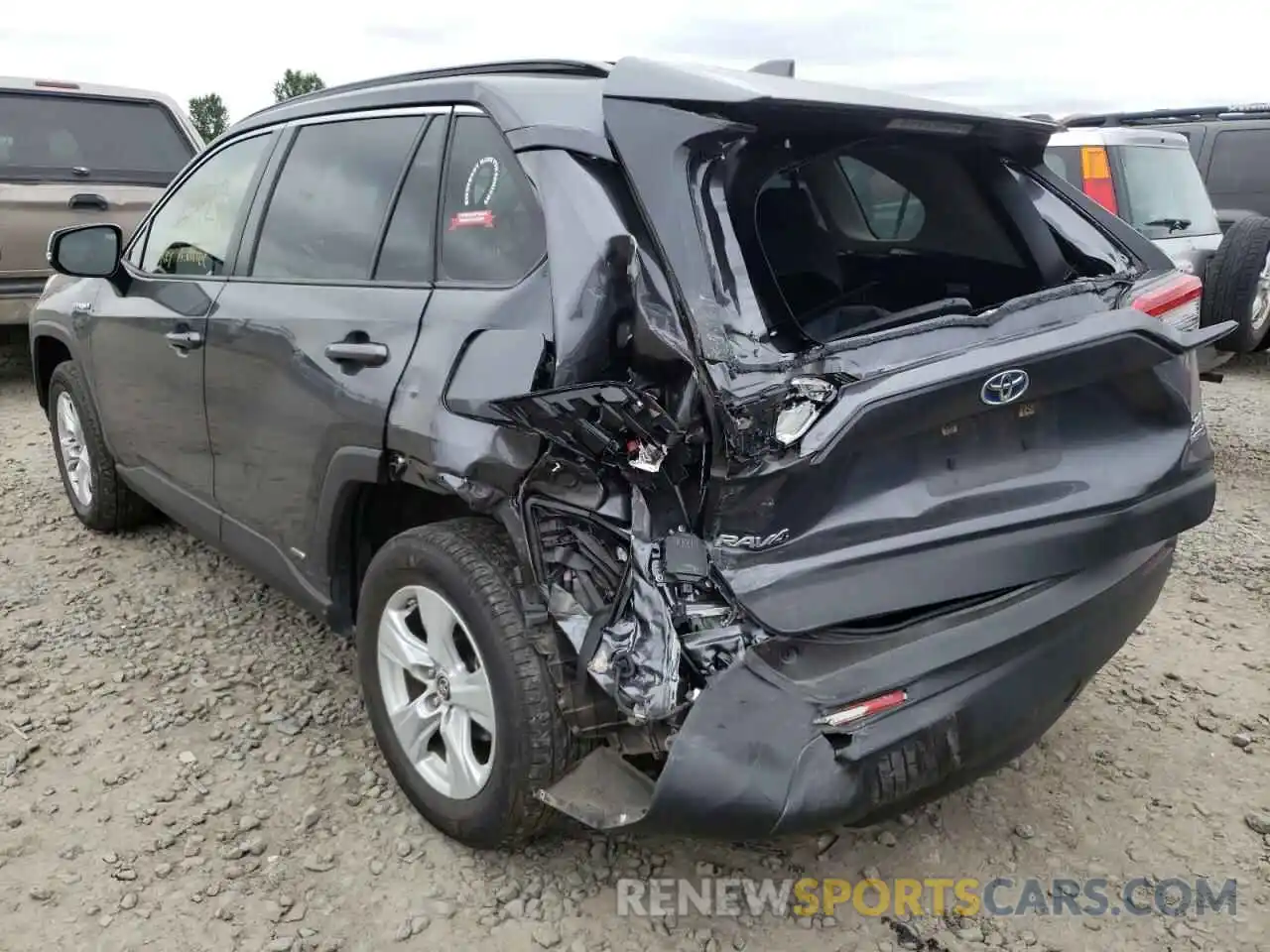 3 Photograph of a damaged car JTMRWRFV4KD022415 TOYOTA RAV4 2019