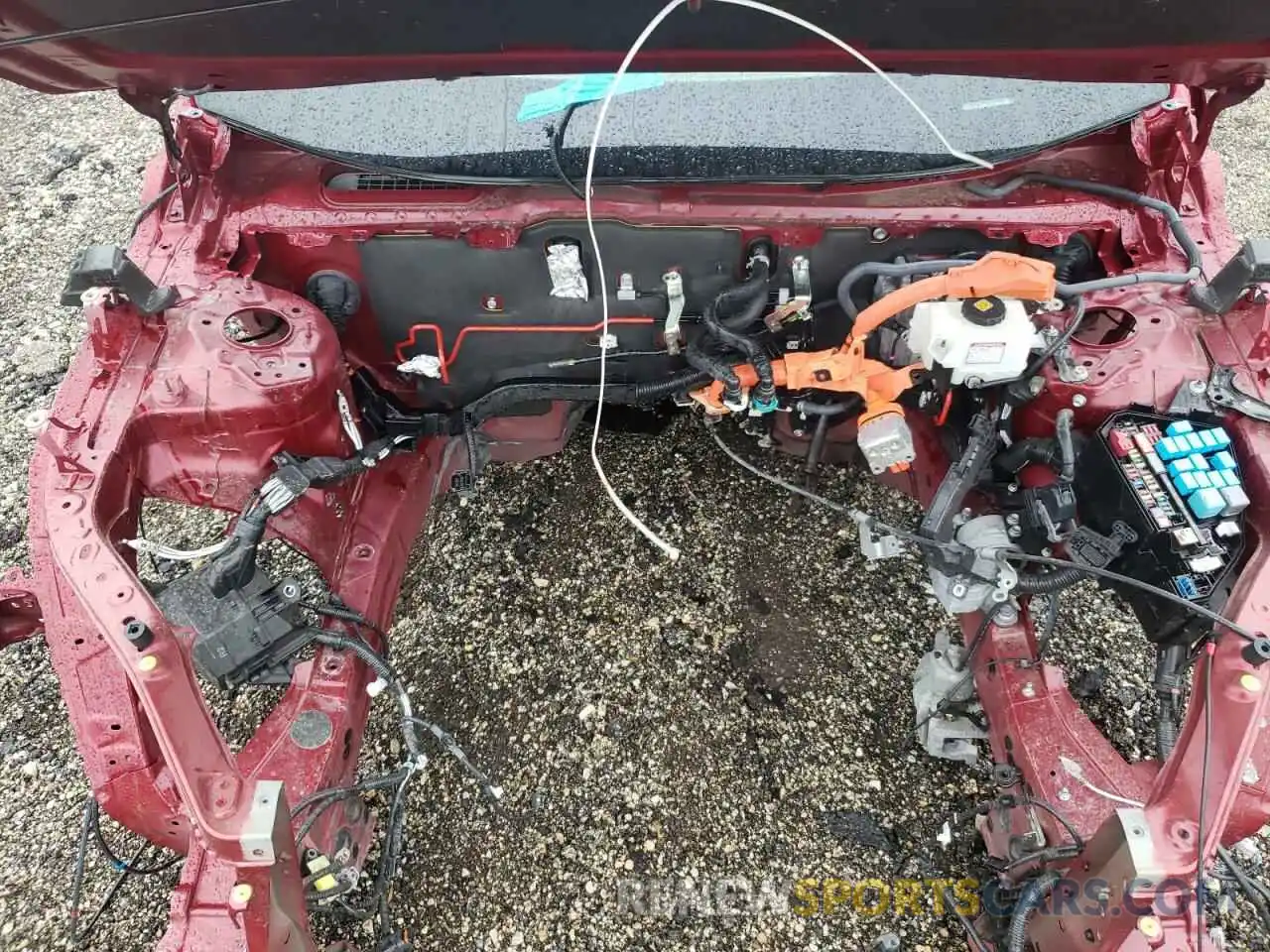 7 Photograph of a damaged car JTMRWRFV4KD024651 TOYOTA RAV4 2019