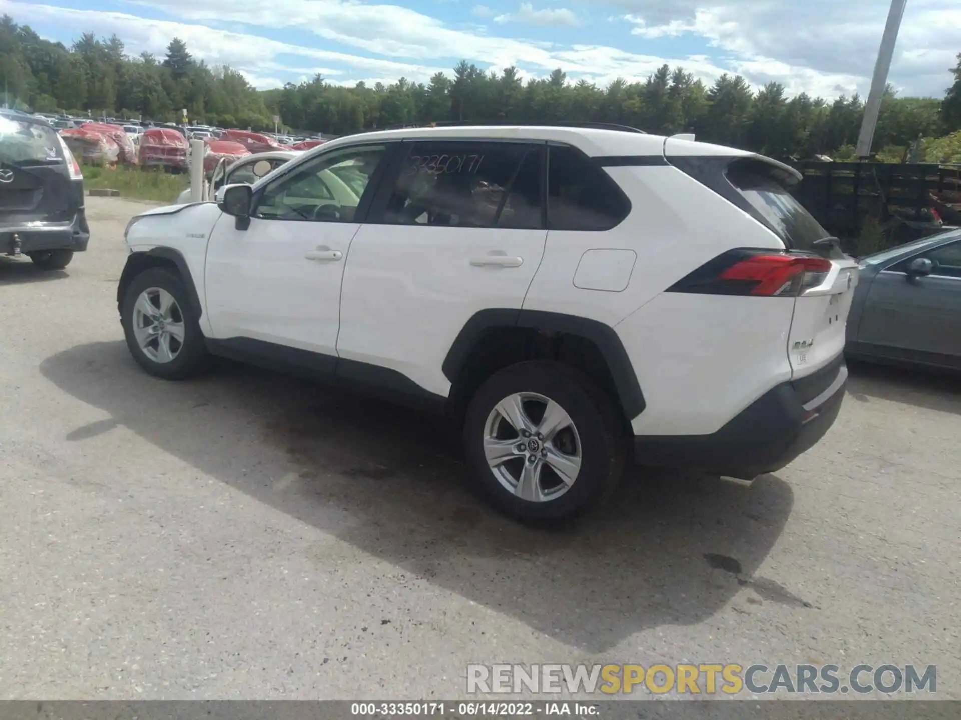 3 Photograph of a damaged car JTMRWRFV4KD510148 TOYOTA RAV4 2019