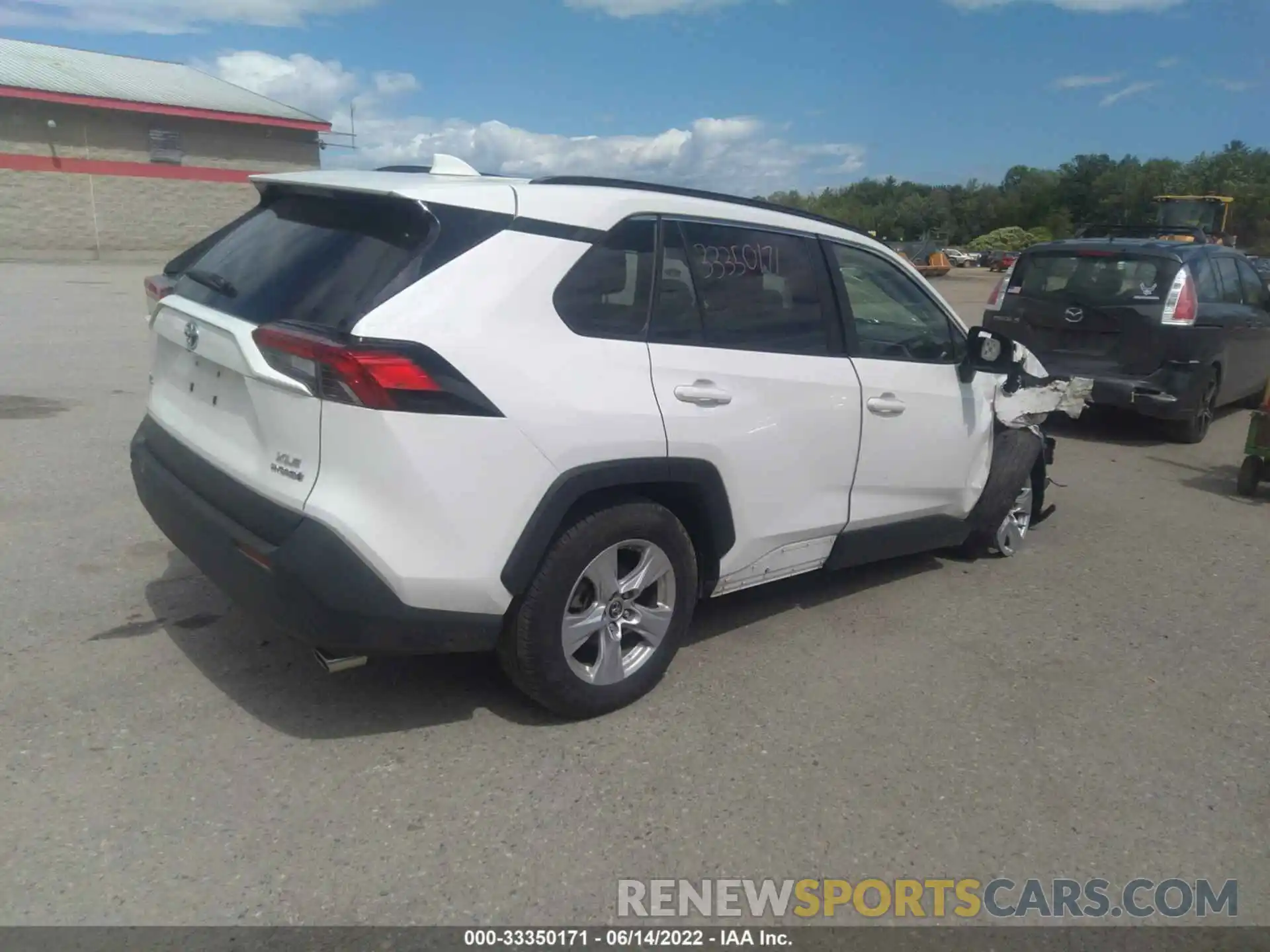 4 Фотография поврежденного автомобиля JTMRWRFV4KD510148 TOYOTA RAV4 2019