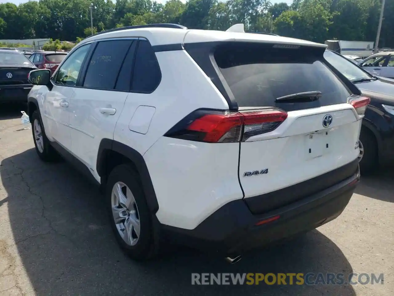 3 Photograph of a damaged car JTMRWRFV5KD022942 TOYOTA RAV4 2019