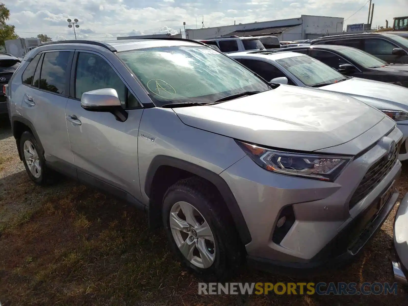 1 Photograph of a damaged car JTMRWRFV5KD027039 TOYOTA RAV4 2019