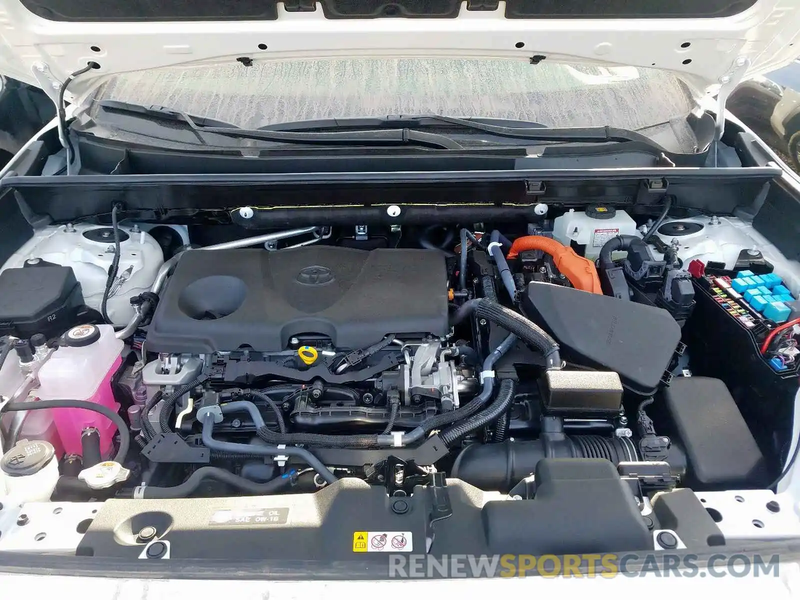 7 Photograph of a damaged car JTMRWRFV5KD031432 TOYOTA RAV4 2019