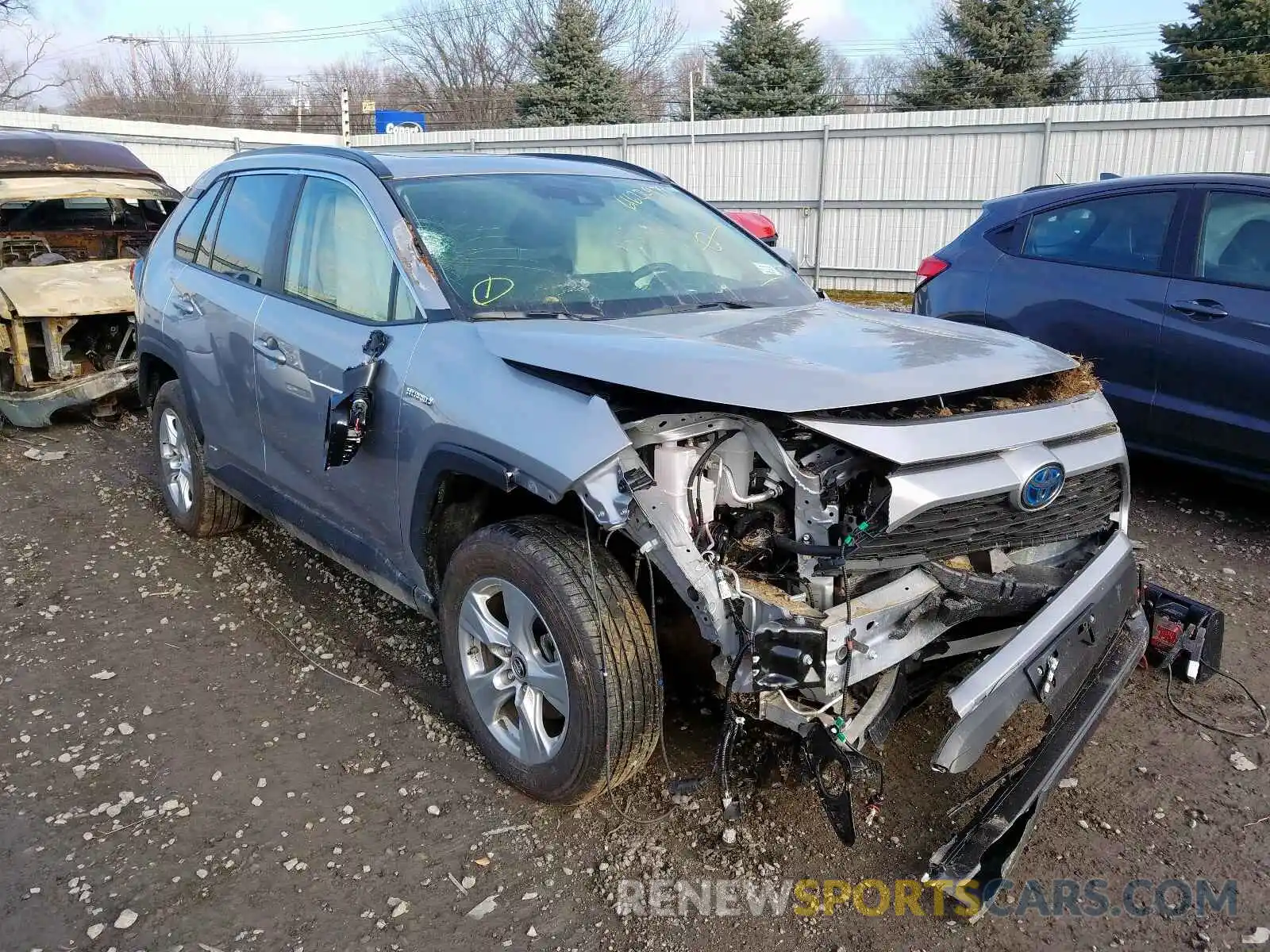 1 Photograph of a damaged car JTMRWRFV5KD512555 TOYOTA RAV4 2019