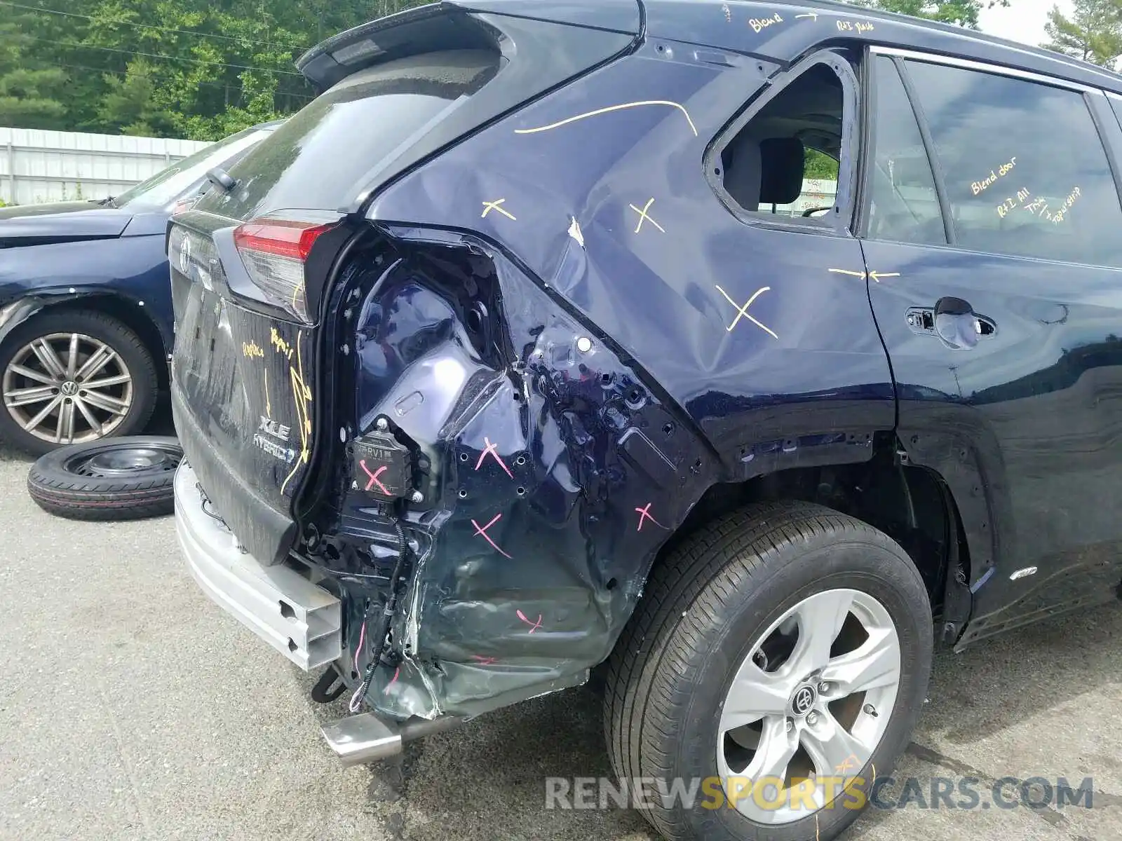 9 Фотография поврежденного автомобиля JTMRWRFV6KD036915 TOYOTA RAV4 2019