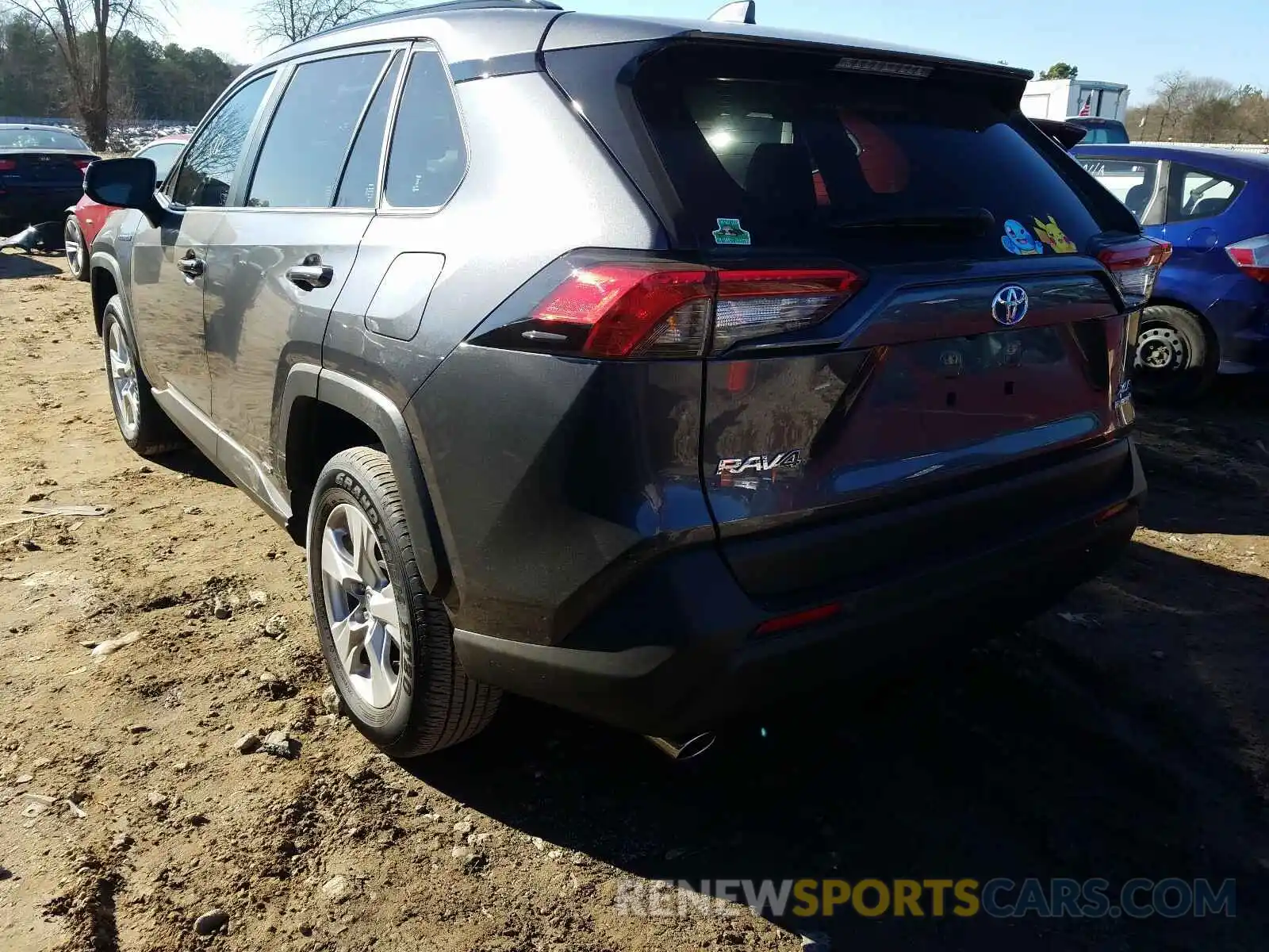 3 Photograph of a damaged car JTMRWRFV6KD041354 TOYOTA RAV4 2019