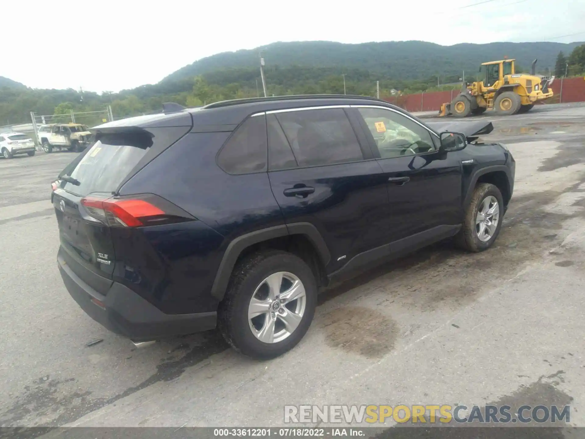 4 Photograph of a damaged car JTMRWRFV6KD519899 TOYOTA RAV4 2019