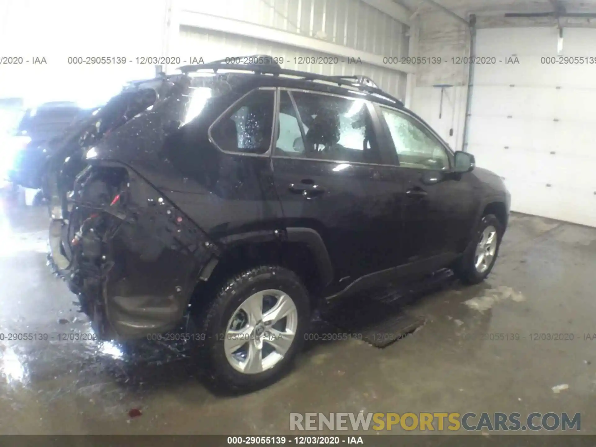 4 Photograph of a damaged car JTMRWRFV6KD523080 TOYOTA RAV4 2019