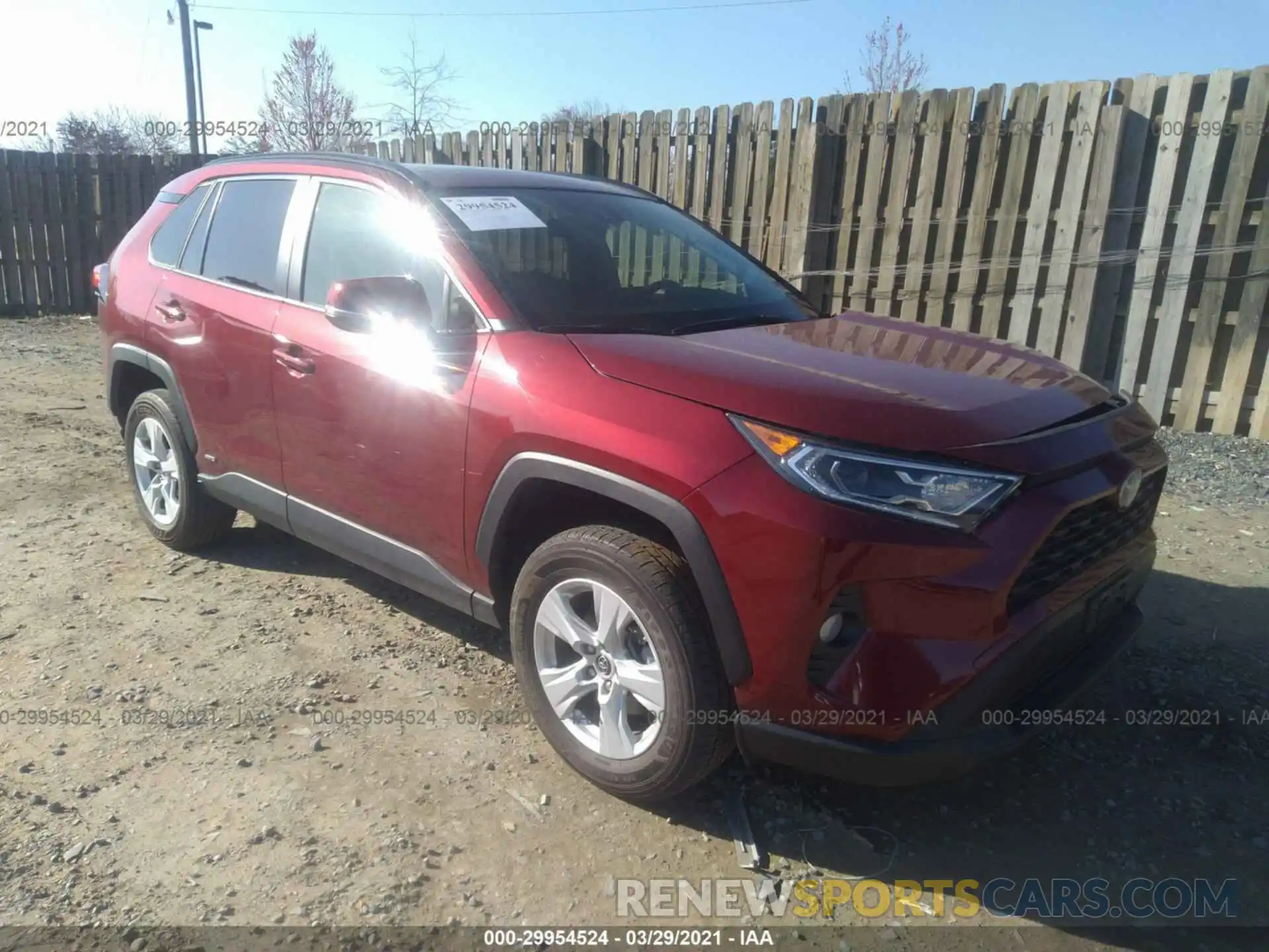 1 Photograph of a damaged car JTMRWRFV7KD002319 TOYOTA RAV4 2019