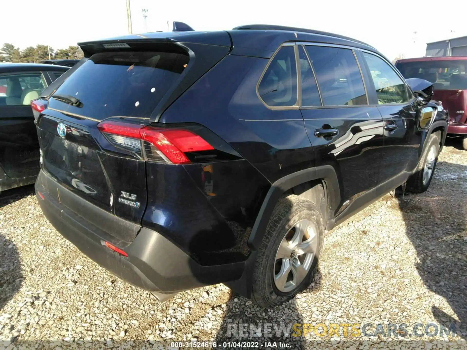 4 Photograph of a damaged car JTMRWRFV7KD016821 TOYOTA RAV4 2019