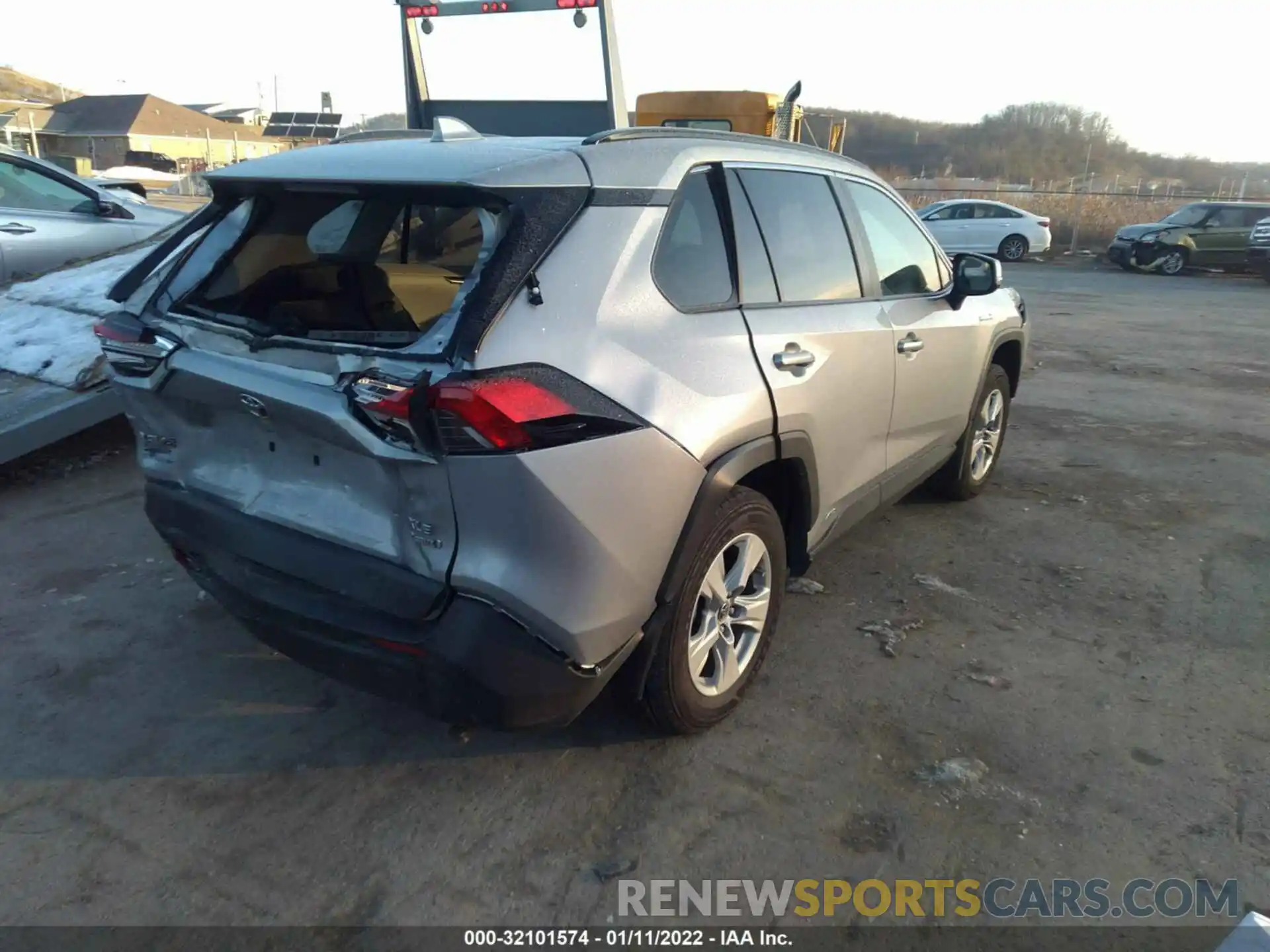 4 Photograph of a damaged car JTMRWRFV7KD022375 TOYOTA RAV4 2019