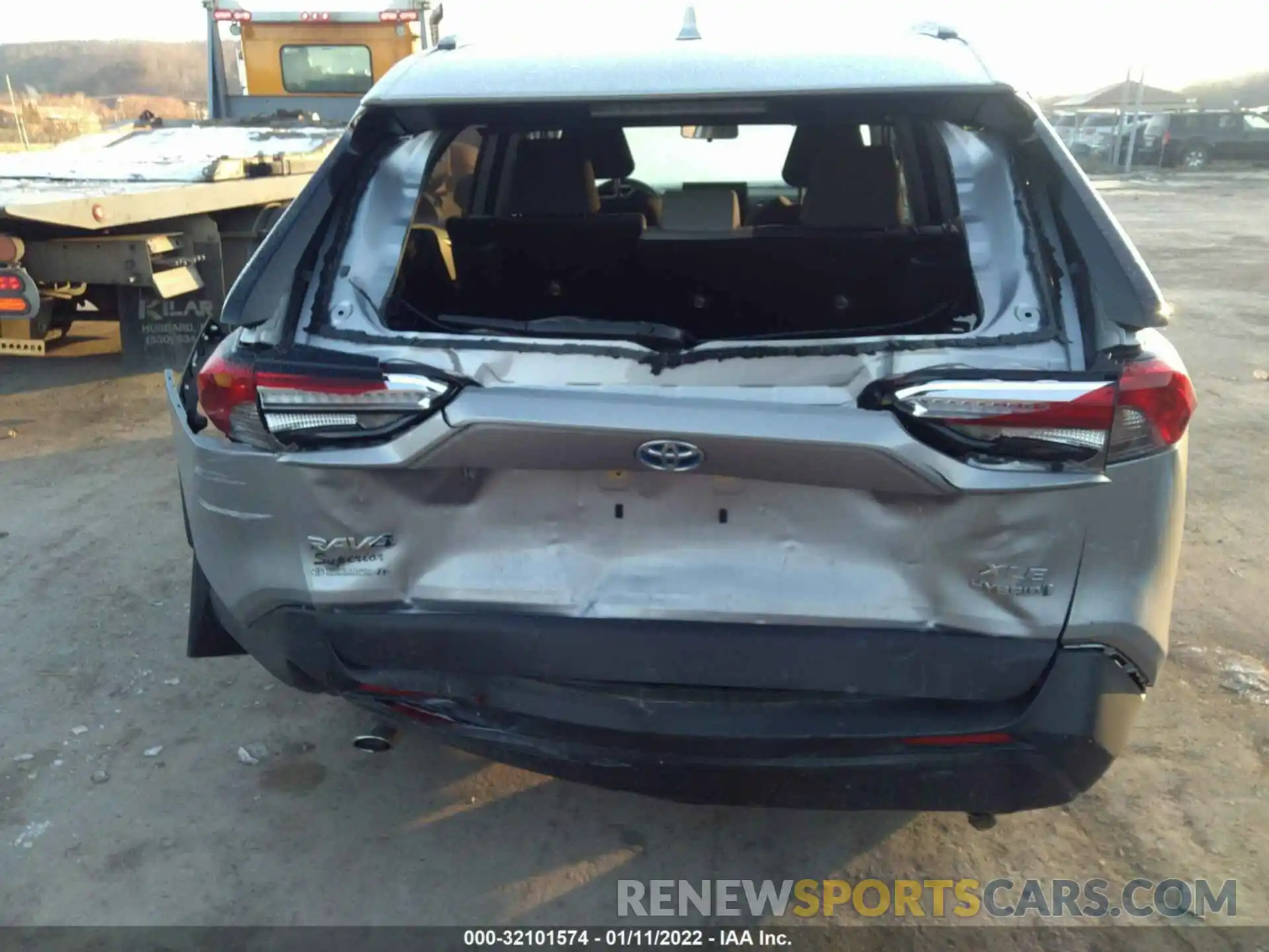 6 Photograph of a damaged car JTMRWRFV7KD022375 TOYOTA RAV4 2019