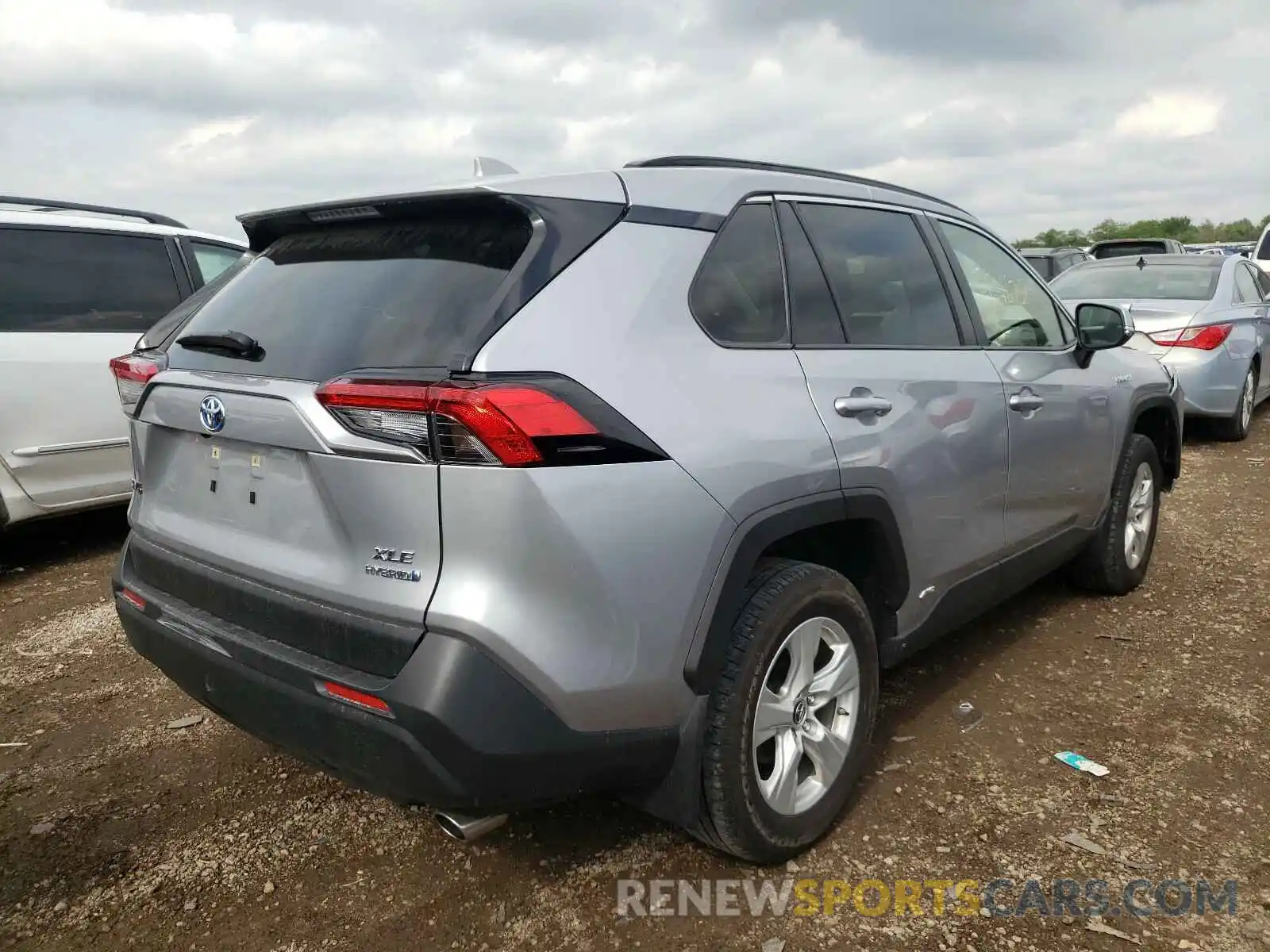 4 Фотография поврежденного автомобиля JTMRWRFV7KD033781 TOYOTA RAV4 2019