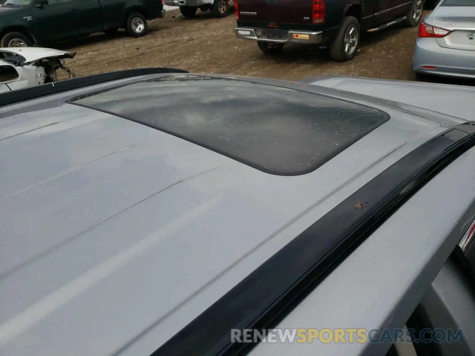 9 Photograph of a damaged car JTMRWRFV7KD033781 TOYOTA RAV4 2019