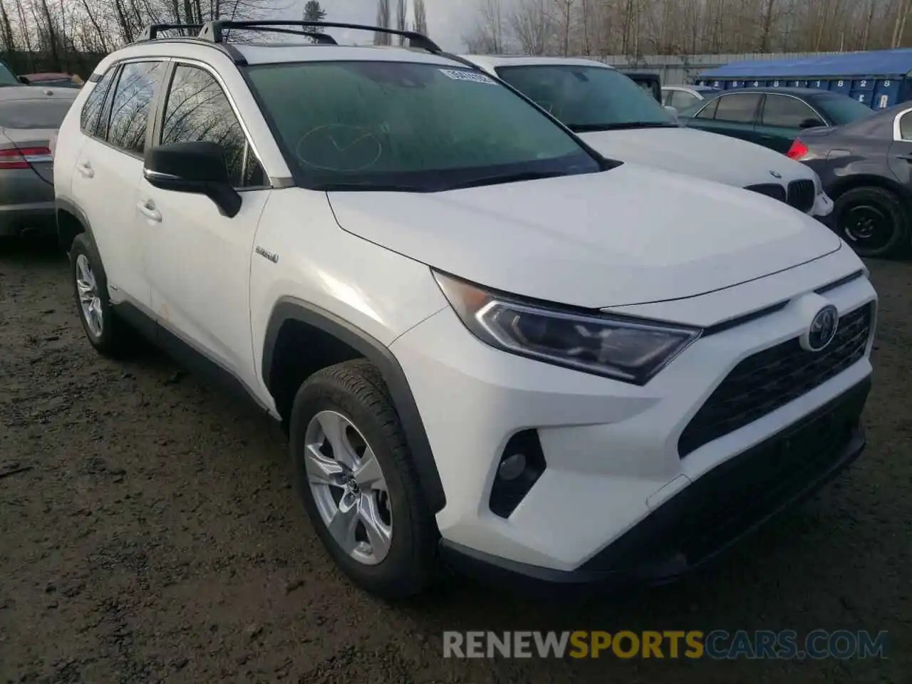 1 Photograph of a damaged car JTMRWRFV7KD502142 TOYOTA RAV4 2019