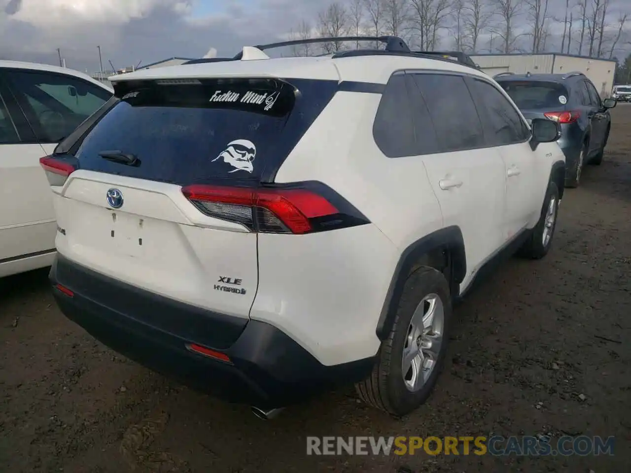 4 Photograph of a damaged car JTMRWRFV7KD502142 TOYOTA RAV4 2019