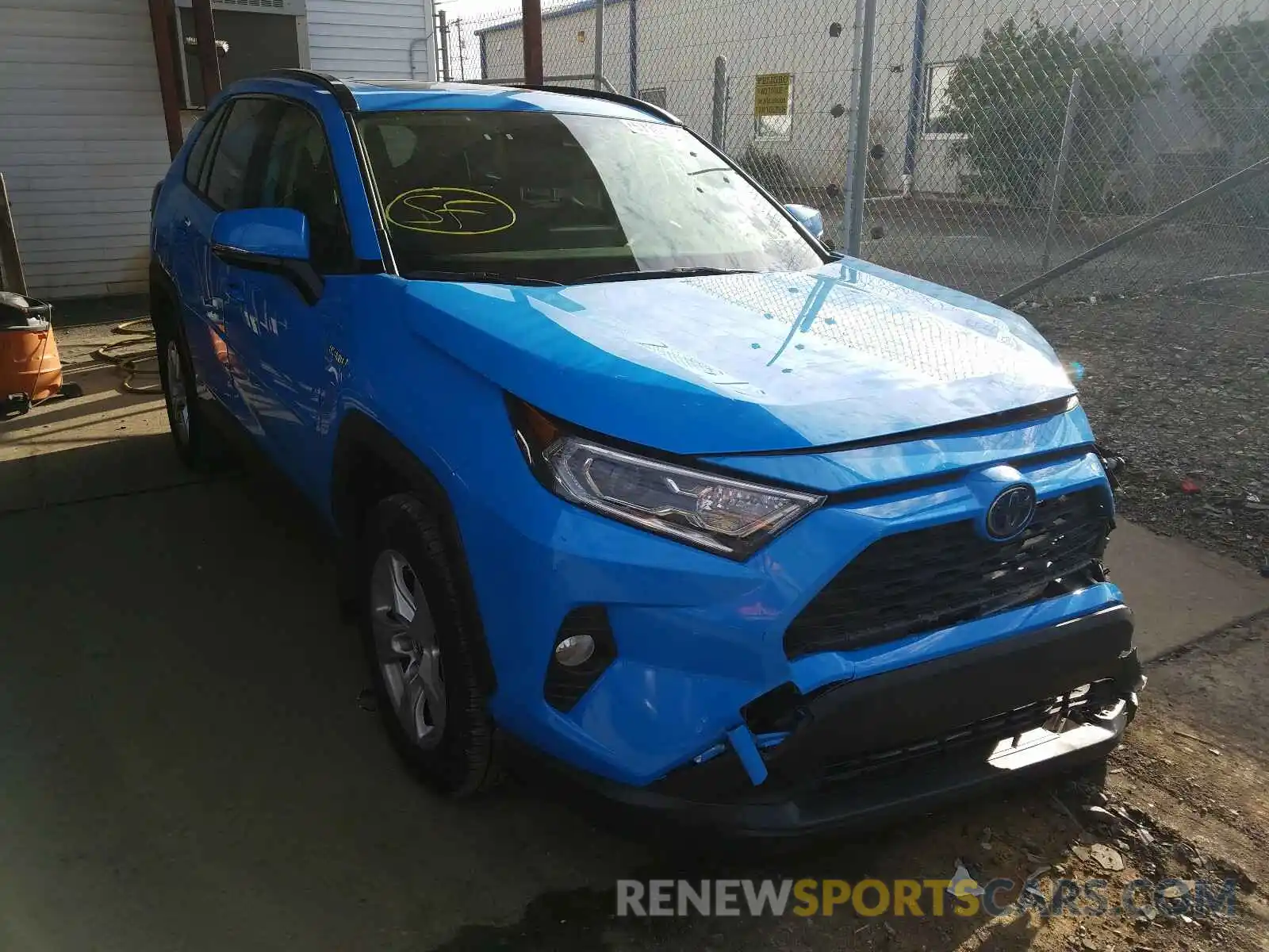 1 Photograph of a damaged car JTMRWRFV8KD009991 TOYOTA RAV4 2019