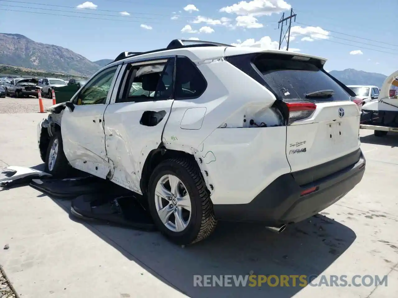 3 Photograph of a damaged car JTMRWRFV8KD036432 TOYOTA RAV4 2019