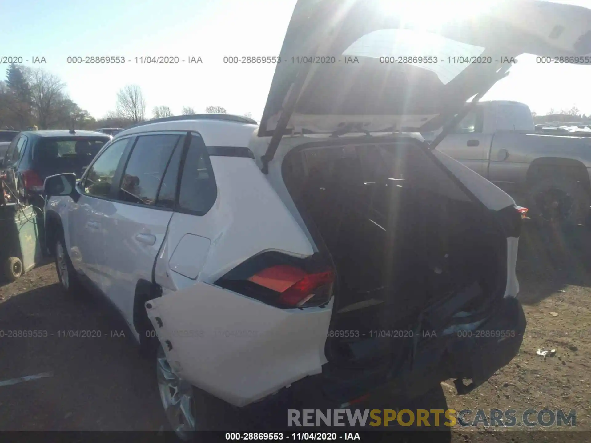 3 Photograph of a damaged car JTMRWRFV8KD042621 TOYOTA RAV4 2019