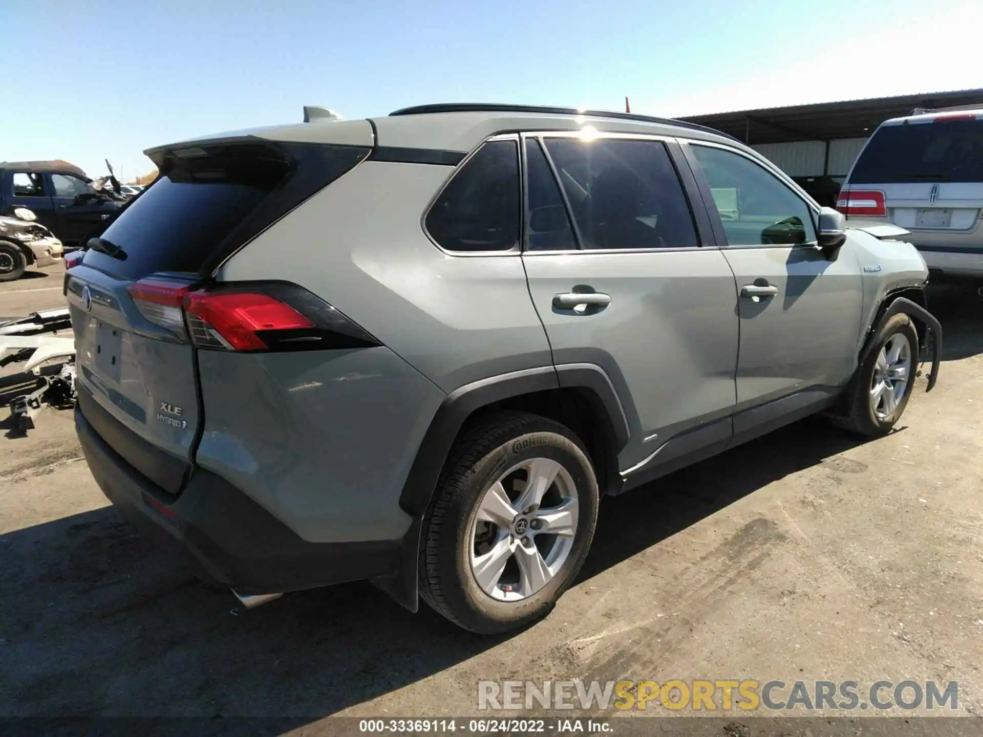 4 Photograph of a damaged car JTMRWRFV9KD003830 TOYOTA RAV4 2019