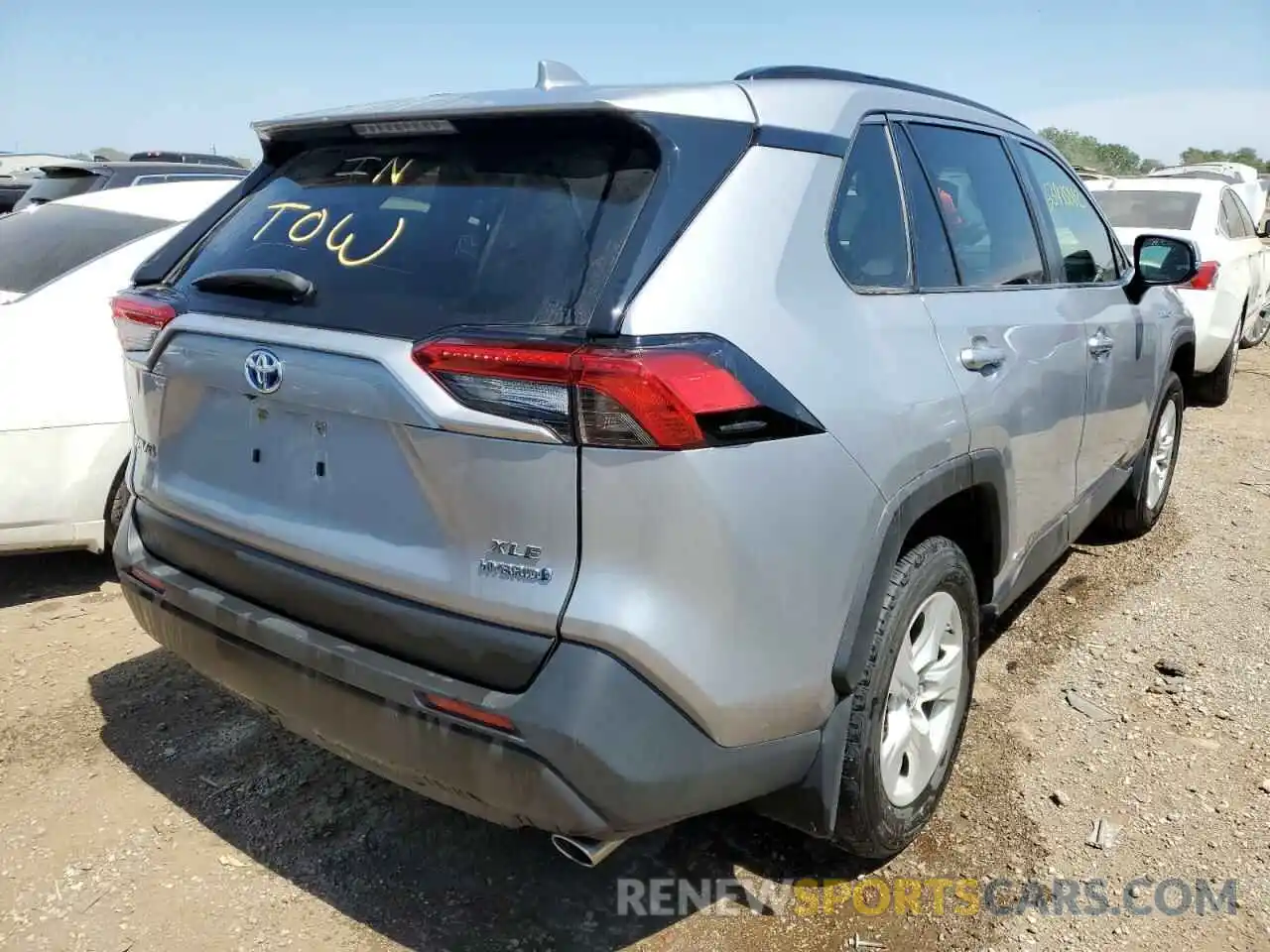 4 Photograph of a damaged car JTMRWRFV9KD007523 TOYOTA RAV4 2019