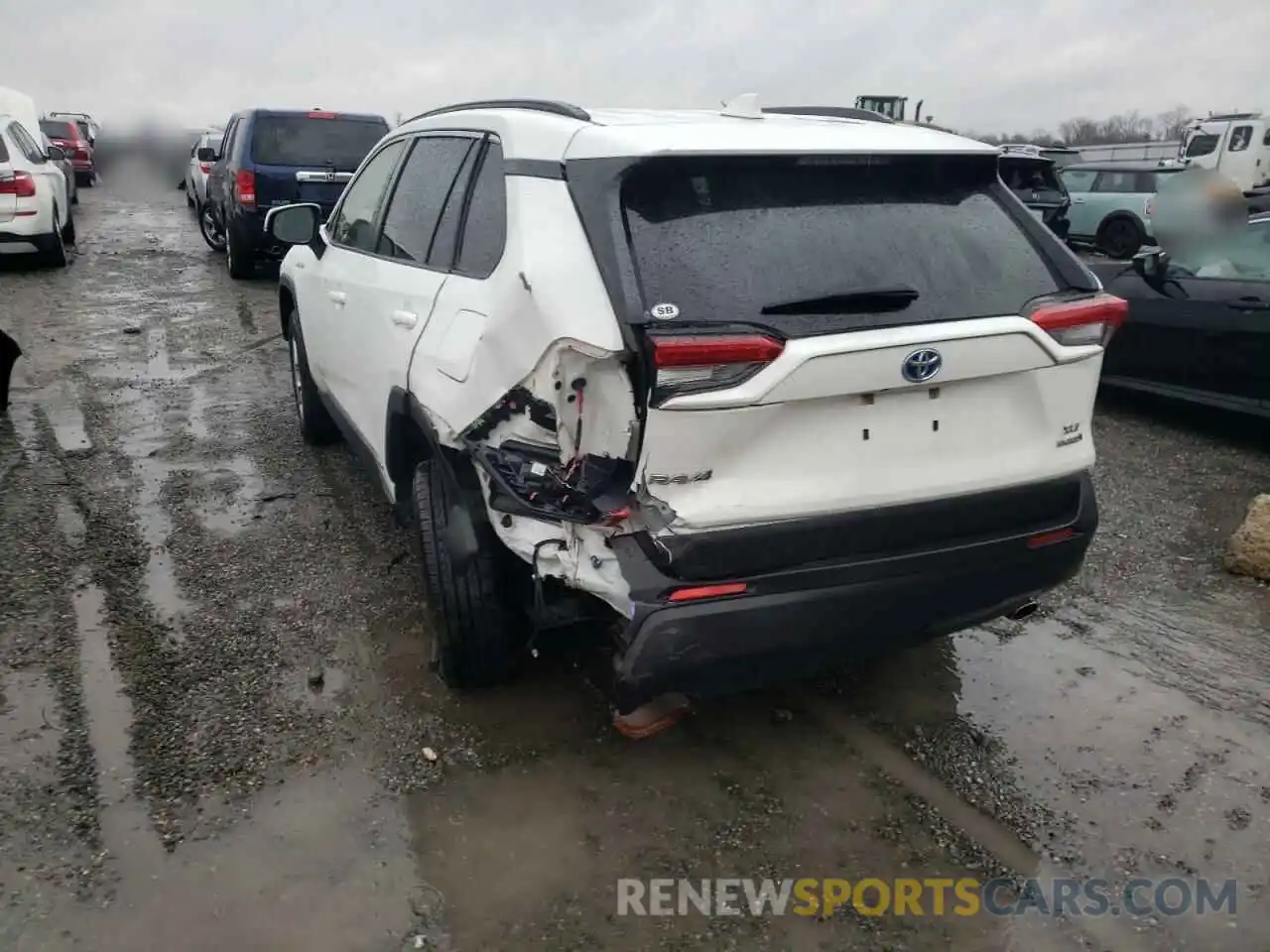 3 Photograph of a damaged car JTMRWRFV9KD012351 TOYOTA RAV4 2019